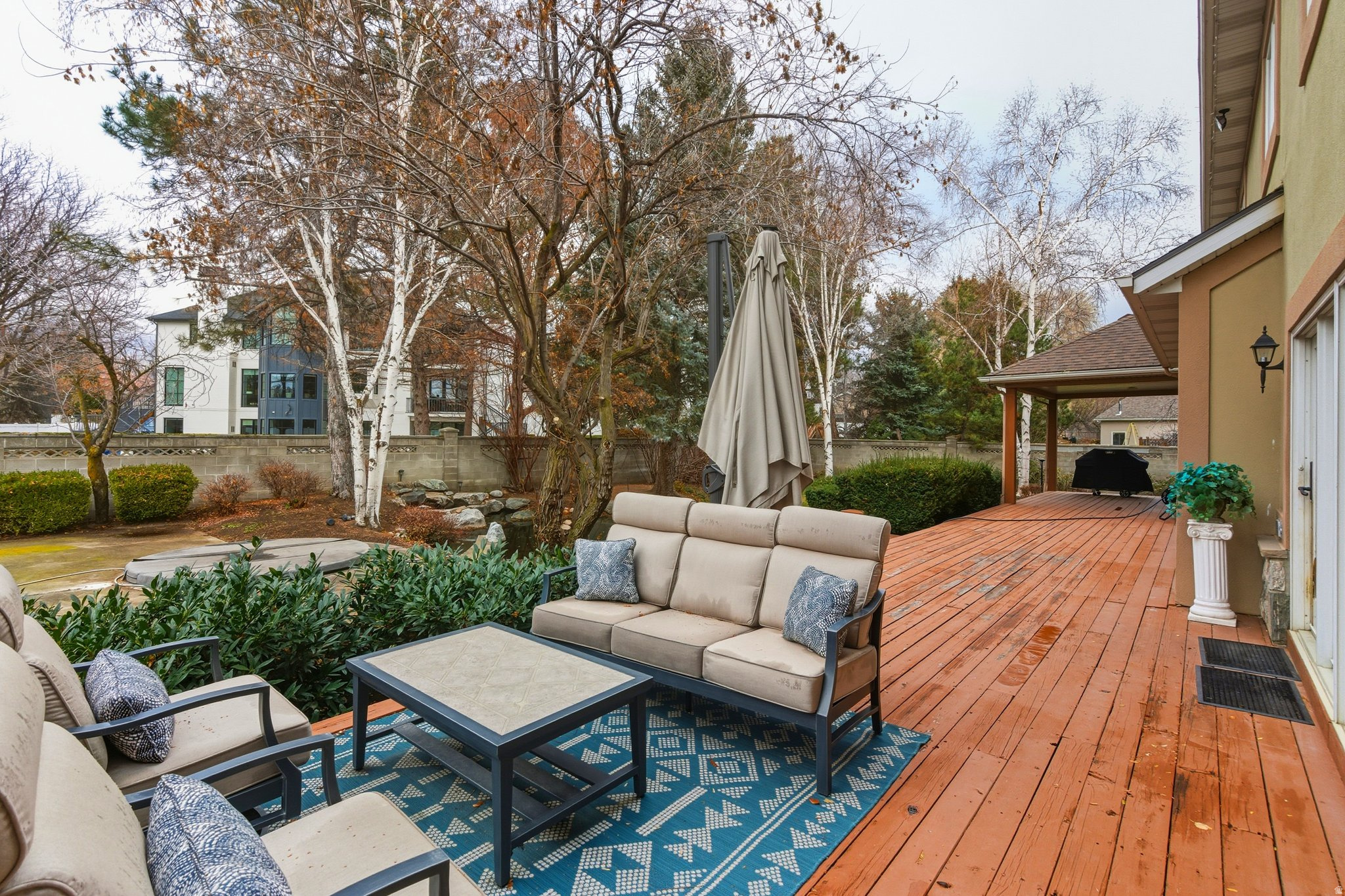 CHARLIES FARM - Residential