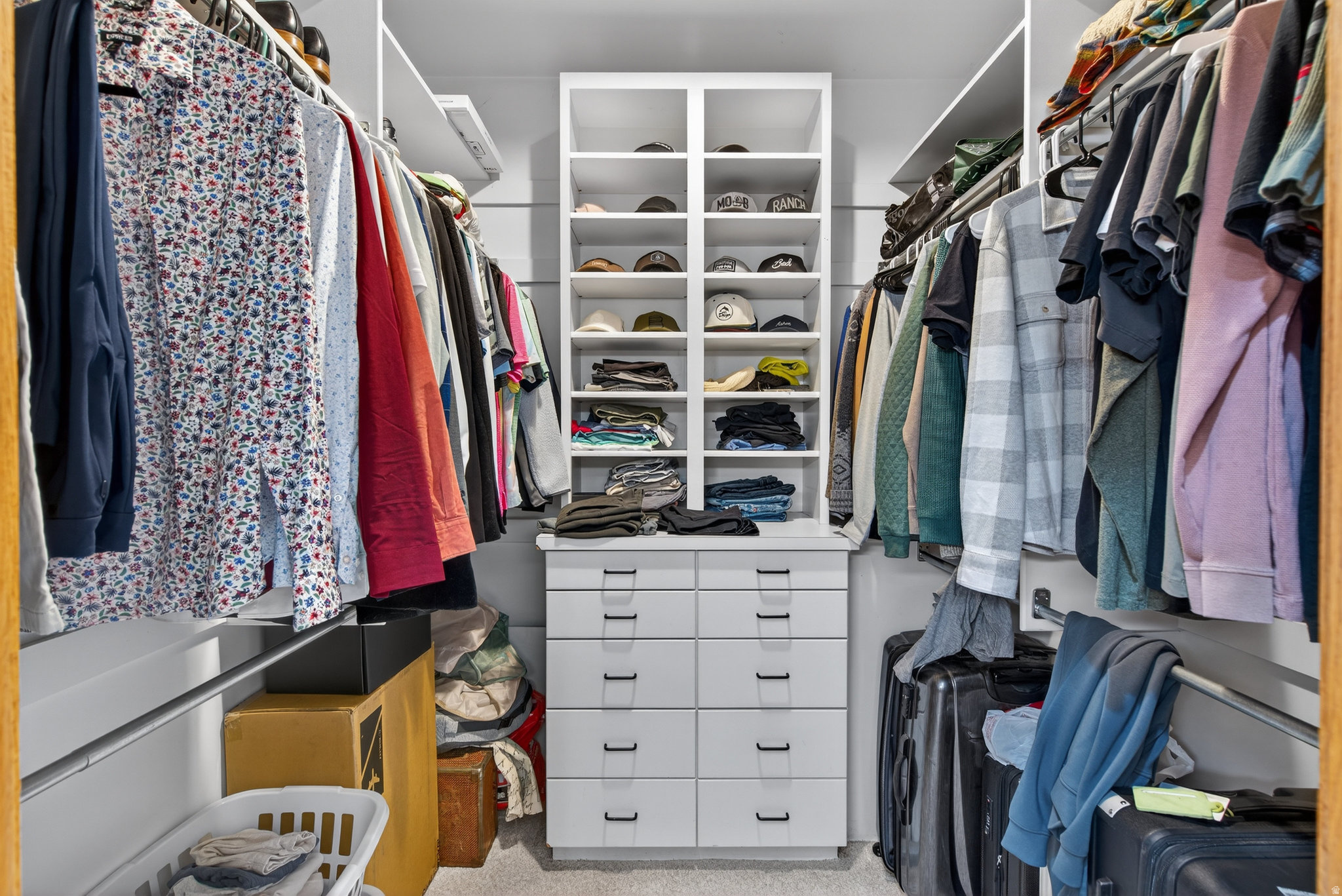 CHARLIES FARM - Residential