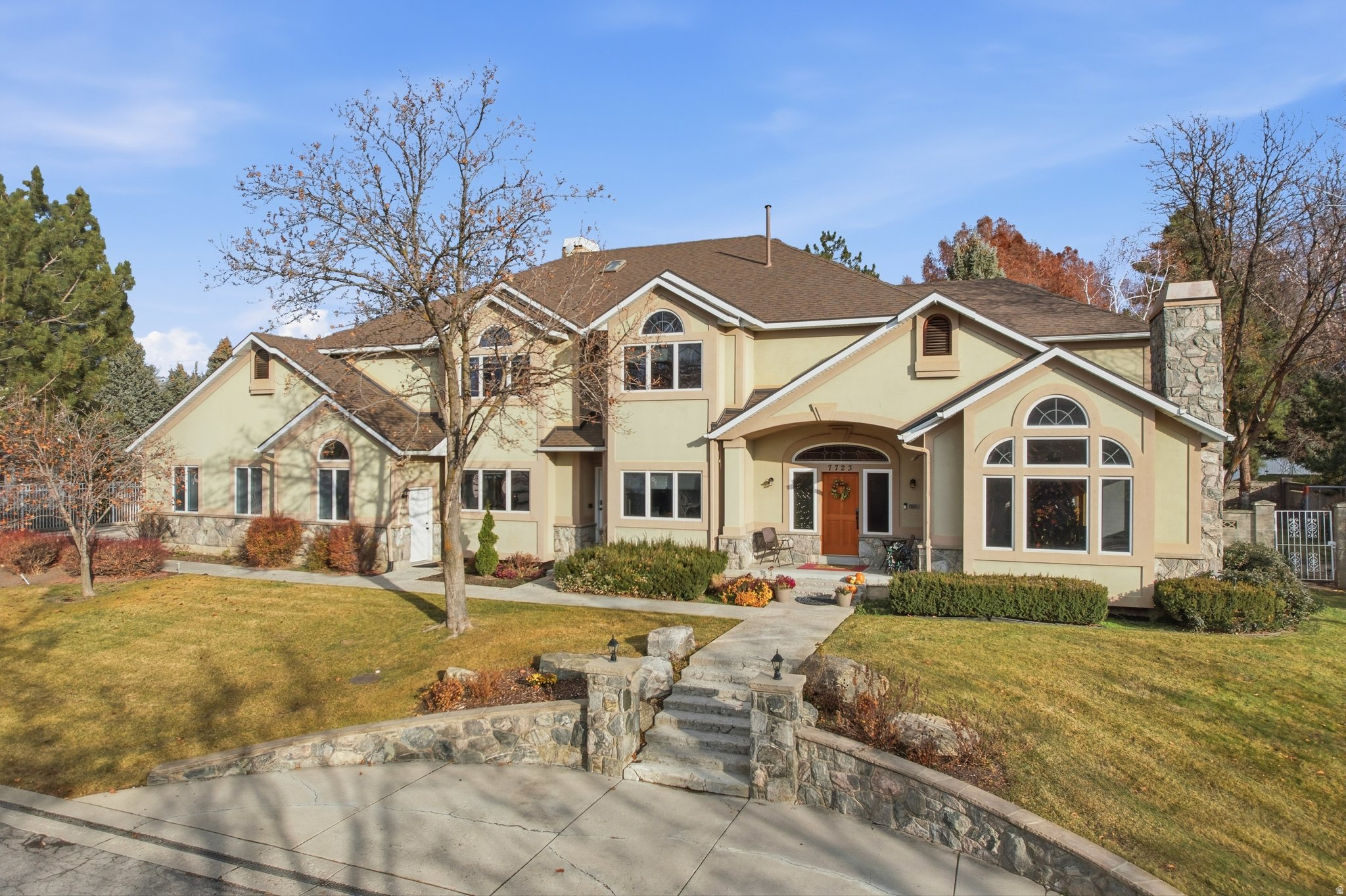 CHARLIES FARM - Residential