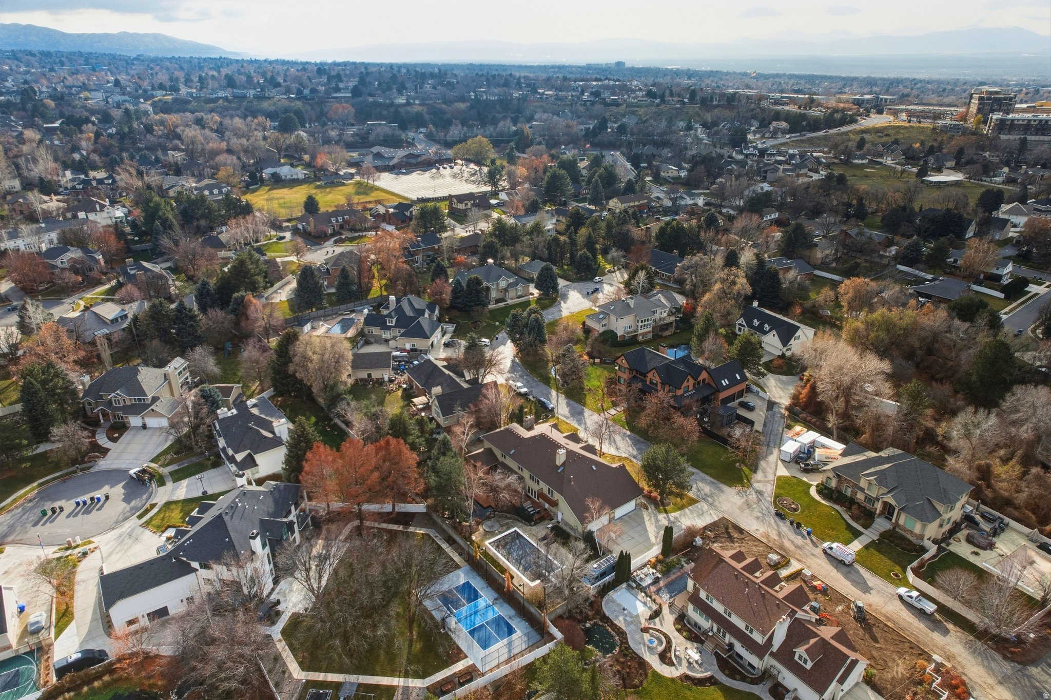 CHARLIES FARM - Residential