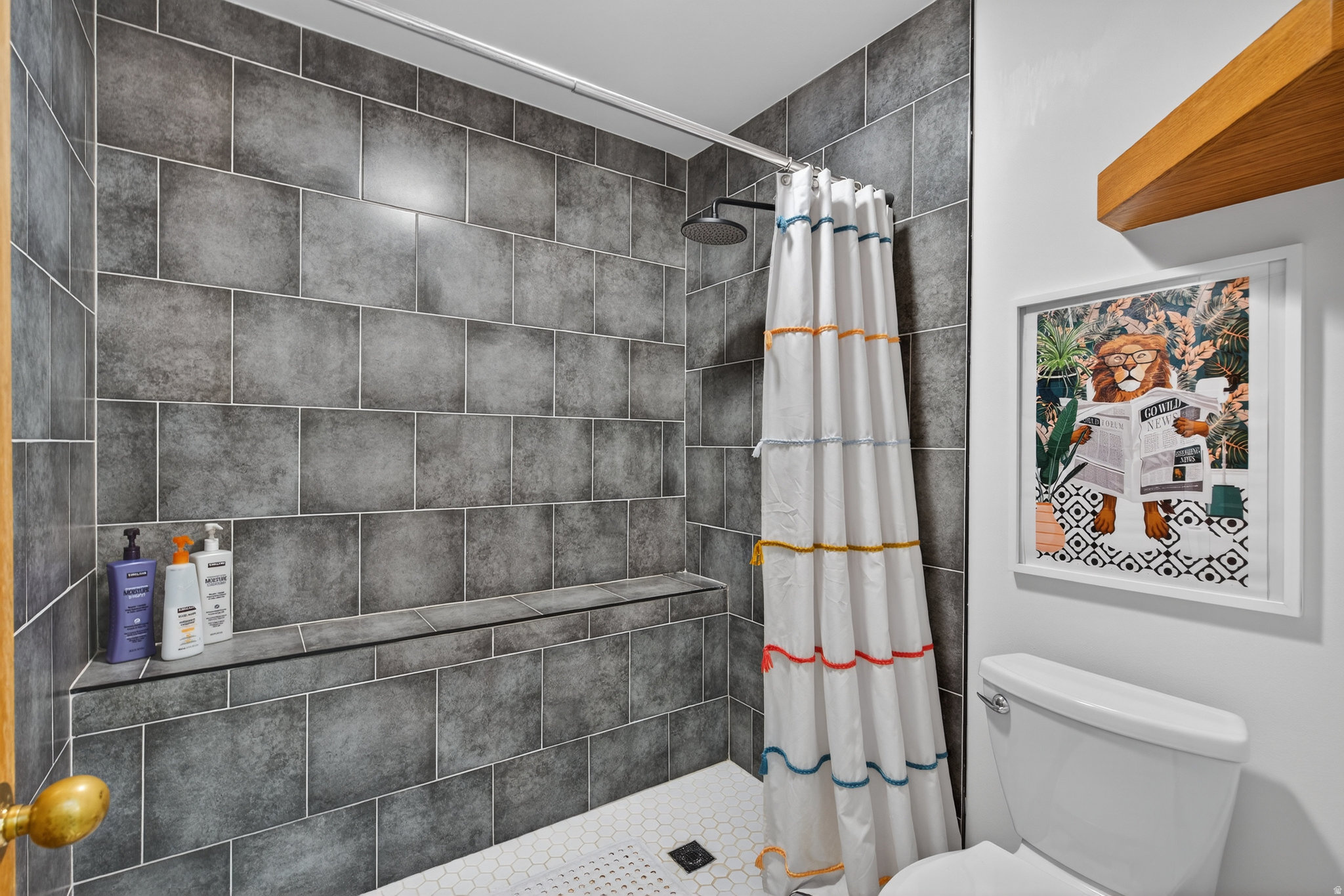 CHARLIES FARM - Residential