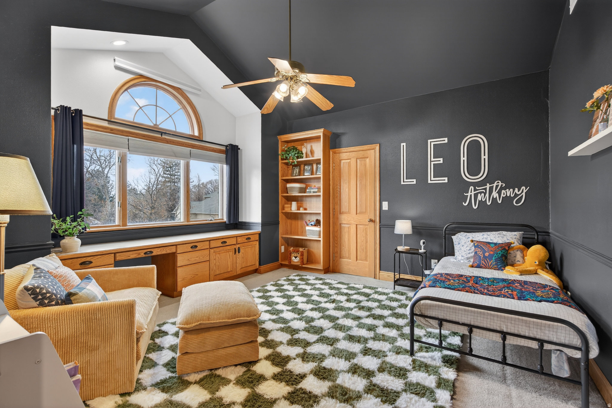 CHARLIES FARM - Residential