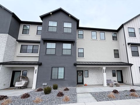 882 W 560 S American Fork UT 84003