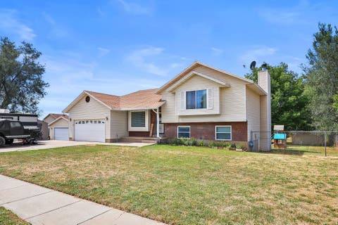 Tiny photo for 5553 S 3450 W, Roy, UT 84067 (MLS # 2180662)