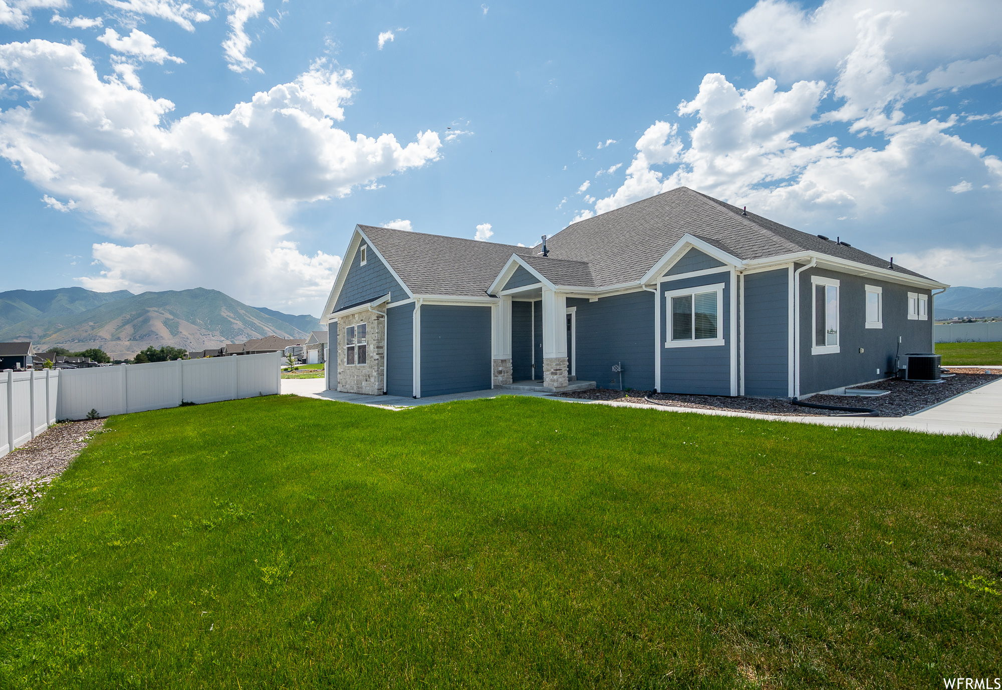 Home For Sale 211 W Hidden Acres Ln, Erda UT 84074 Homie