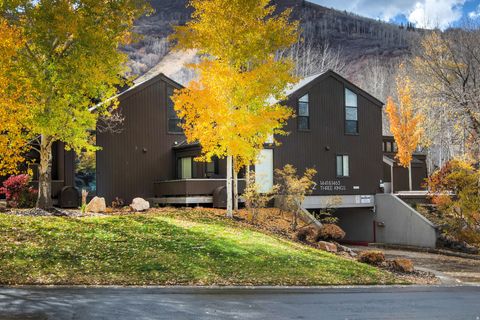 Photo of 1441 THREE KINGS DR #72, Park City, UT 84060 (MLS # 2147903)