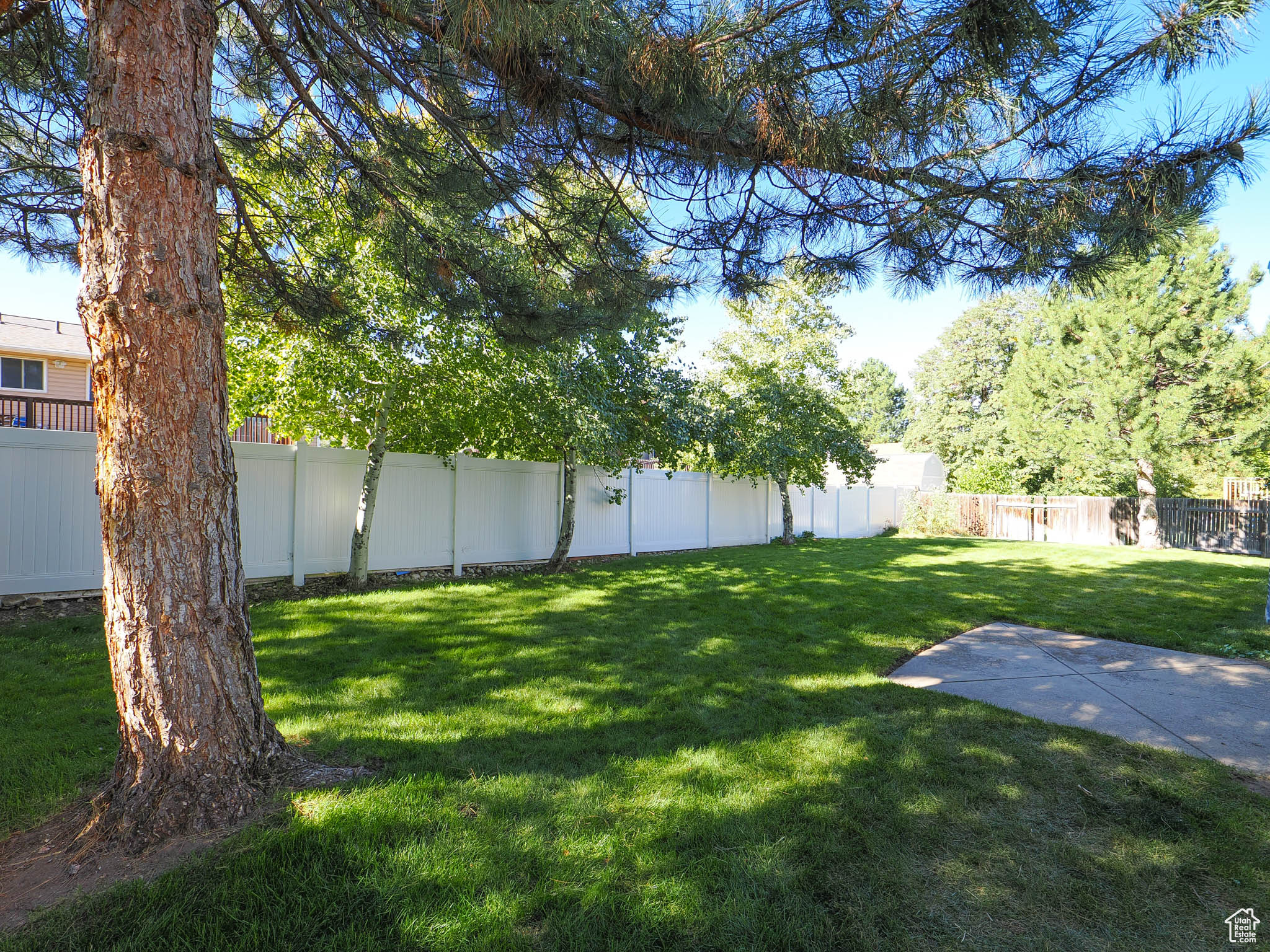 2424 Woodthrush Dr, Sandy, Utah image 32