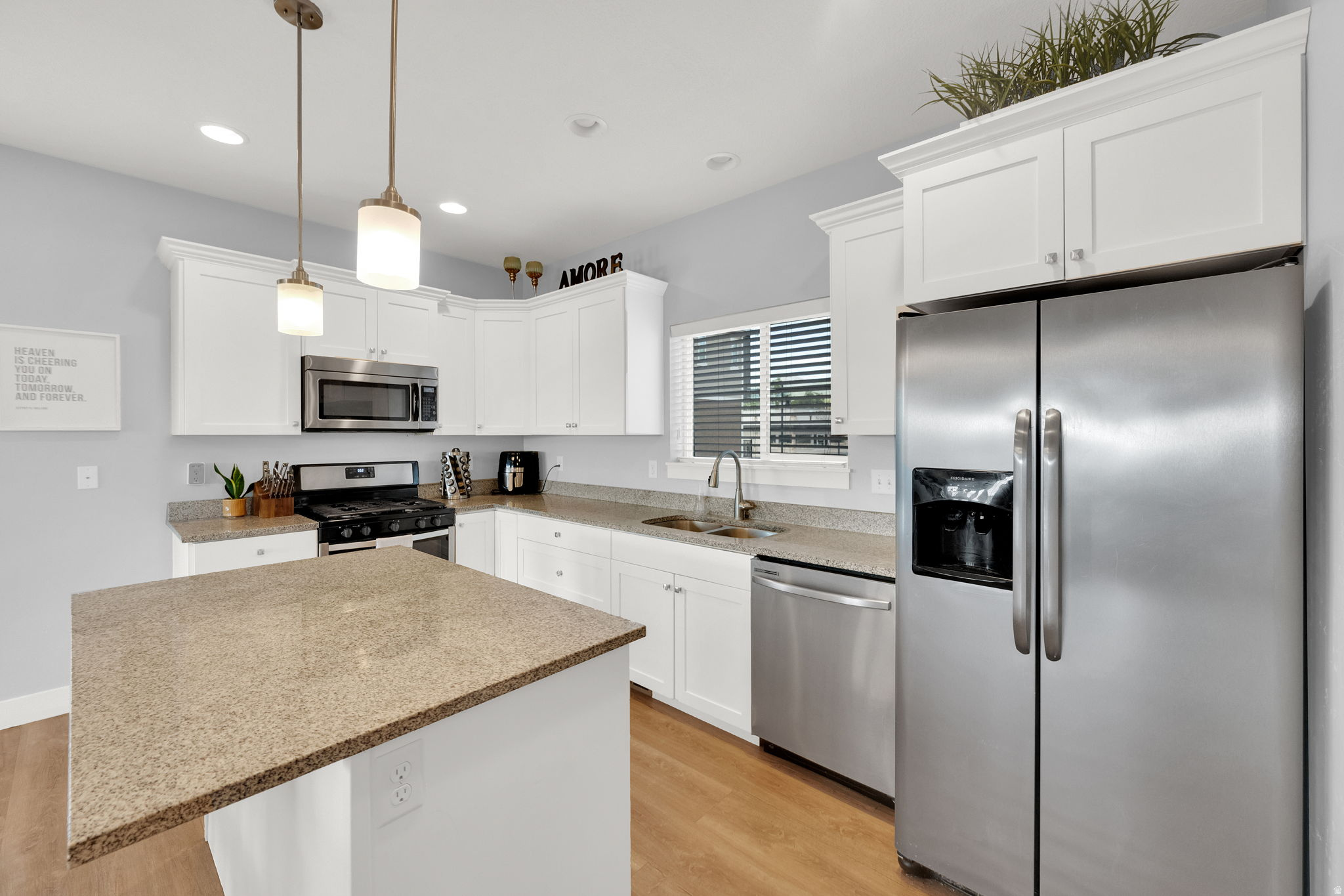 TOWNE PLAZA - Residential