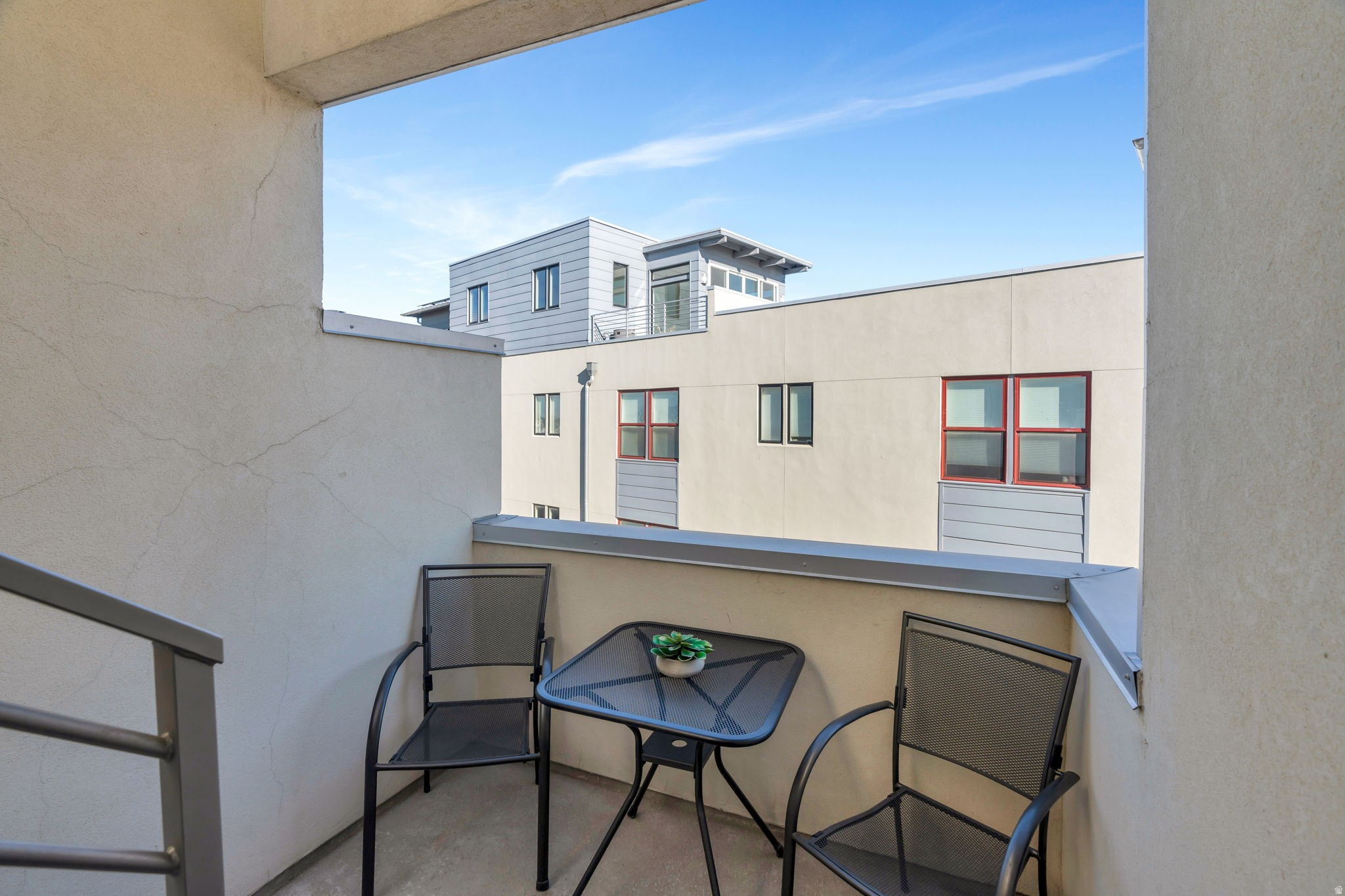 DAYBREAK - Residential