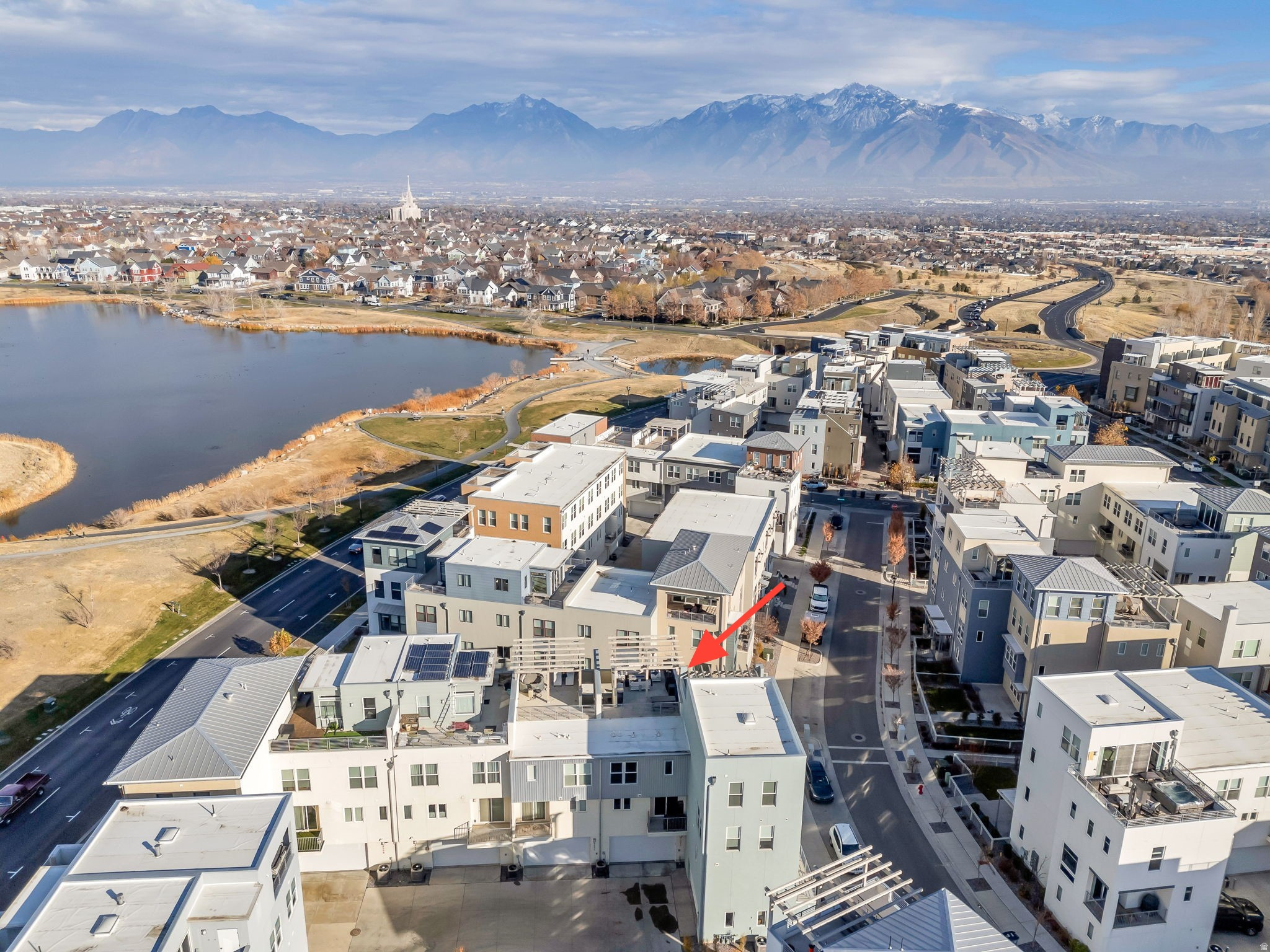 DAYBREAK - Residential