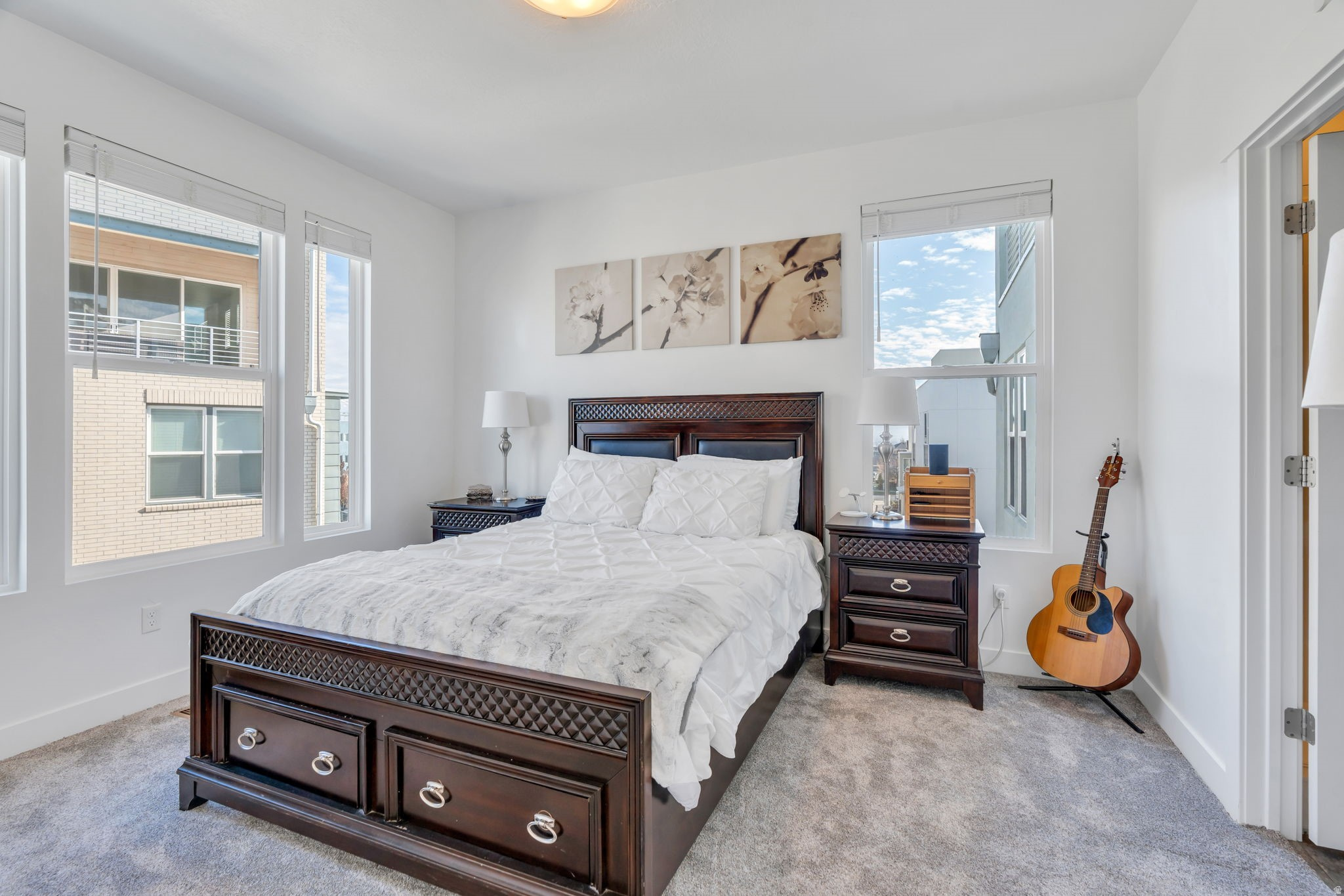 DAYBREAK - Residential