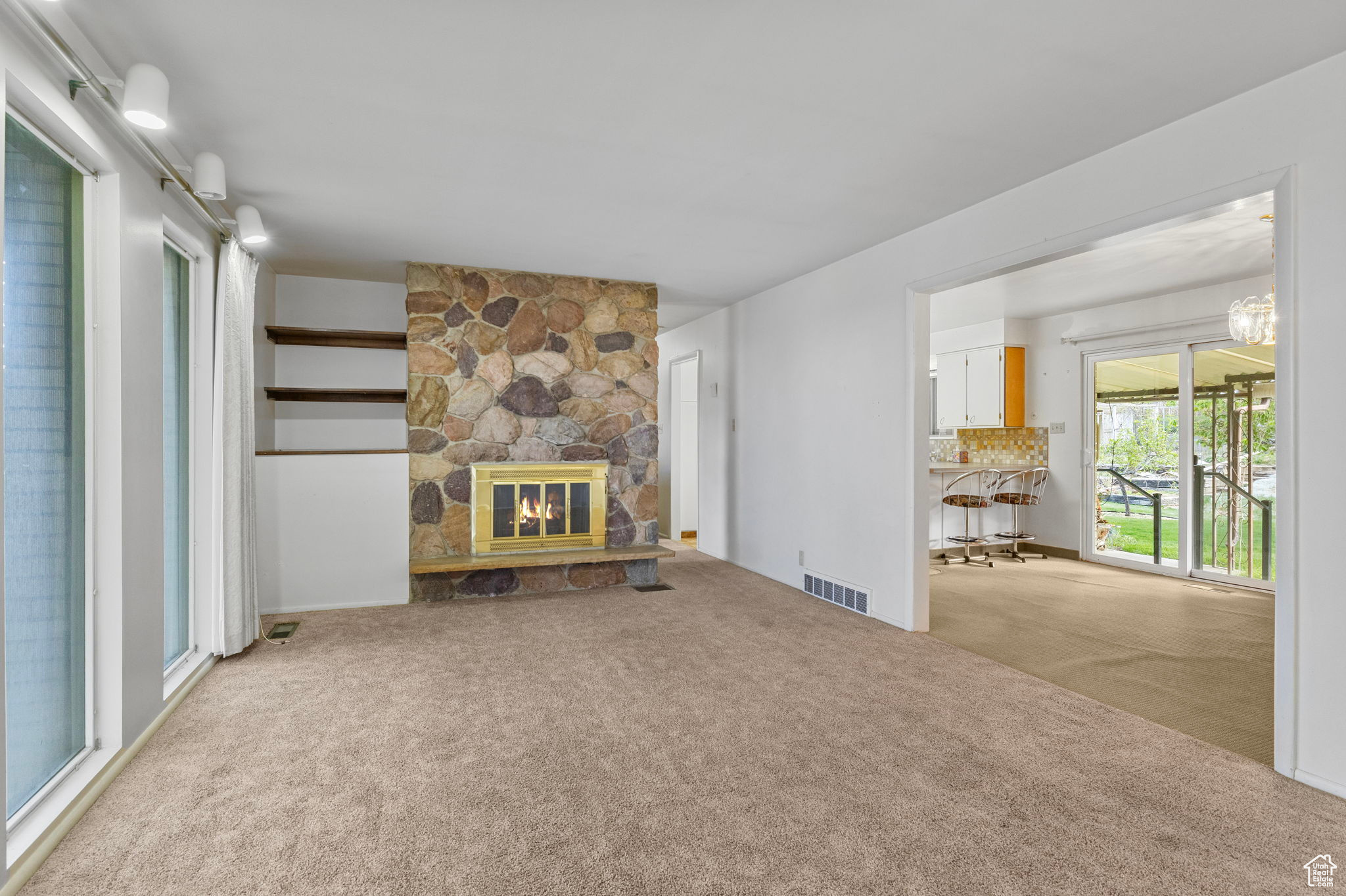 Bountiful, Utah 84010, United States, 3 Bedrooms Bedrooms, ,3 BathroomsBathrooms,Residential,Pending,112416