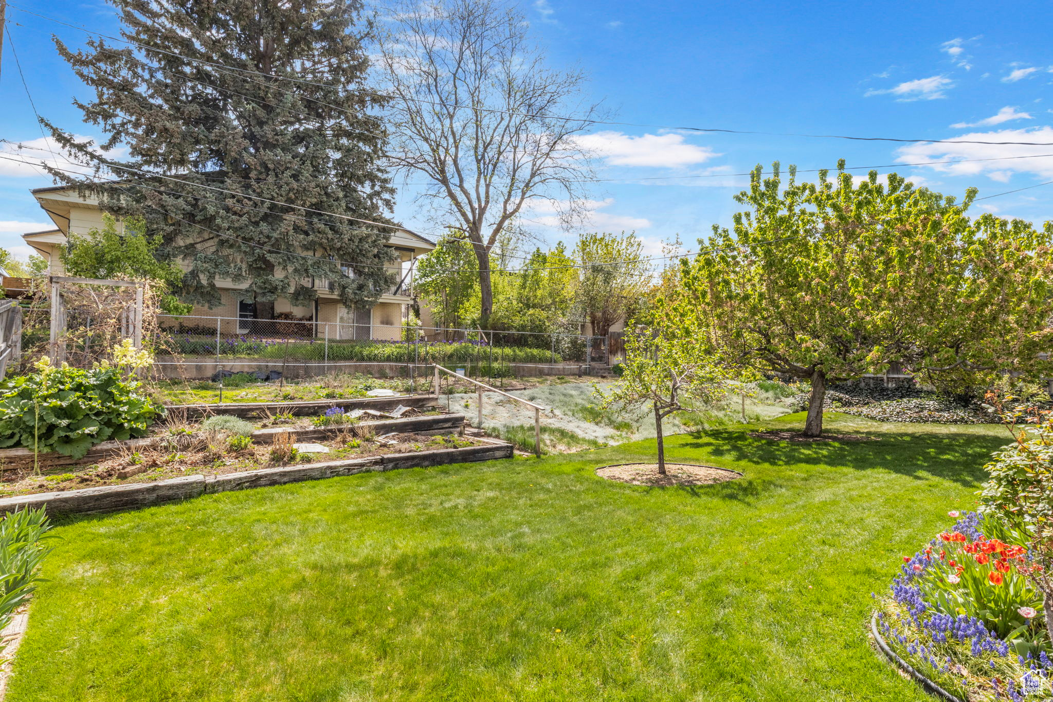 Bountiful, Utah 84010, United States, 3 Bedrooms Bedrooms, ,3 BathroomsBathrooms,Residential,Pending,112416