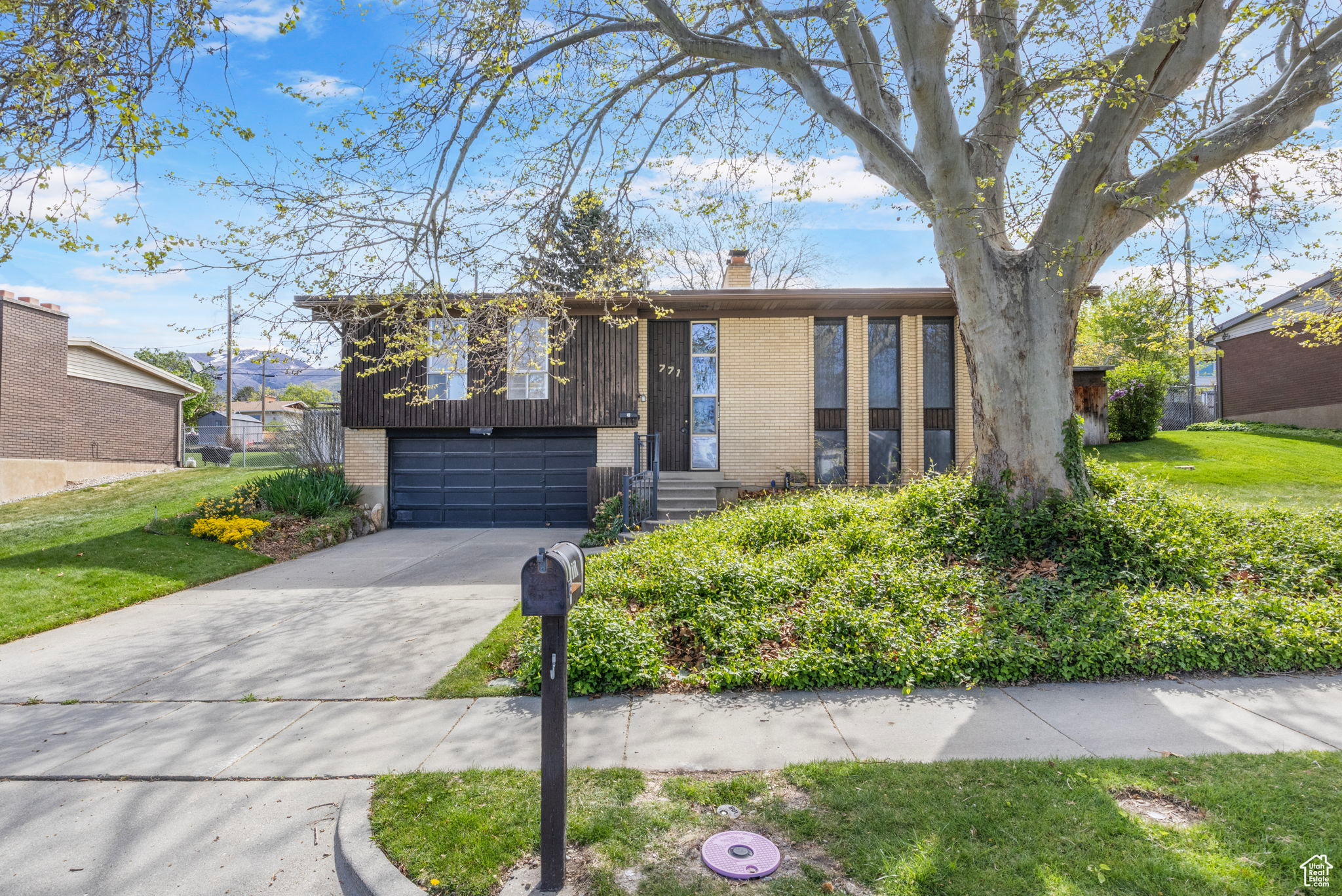 Bountiful, Utah 84010, United States, 3 Bedrooms Bedrooms, ,3 BathroomsBathrooms,Residential,Pending,112416