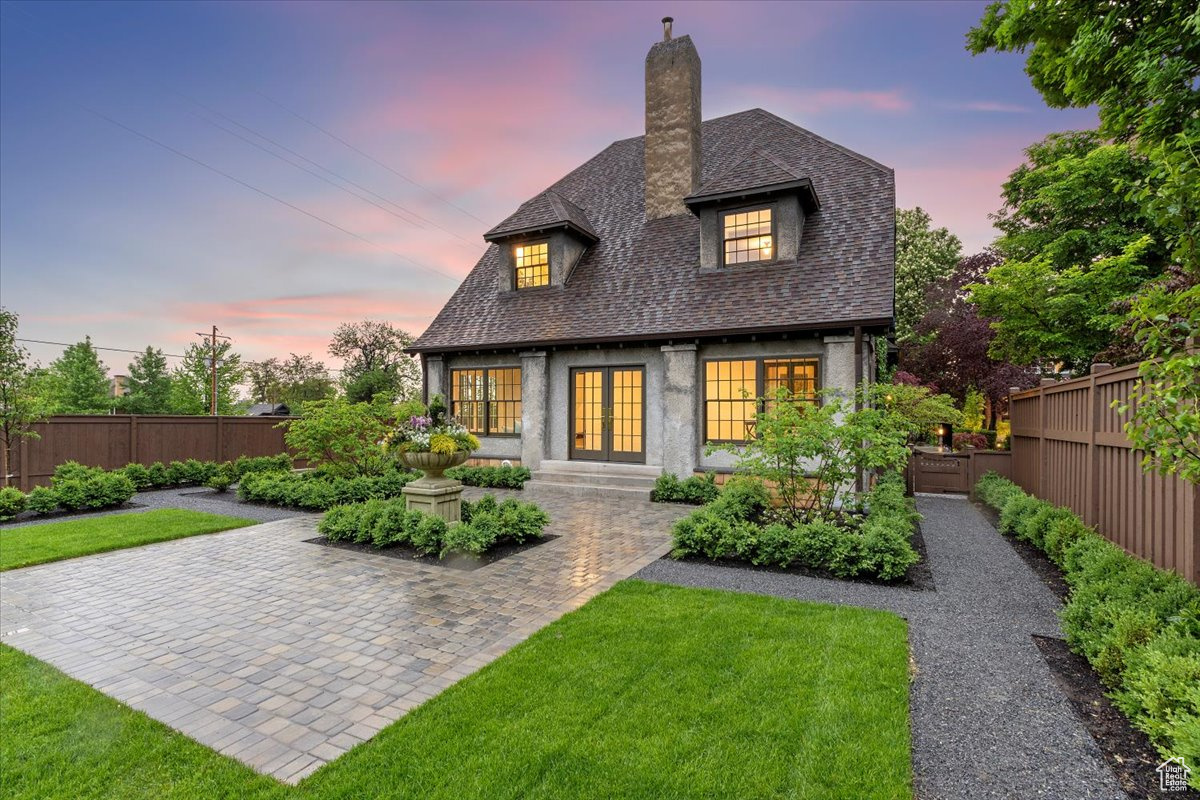 HAXTON PLACE - Residential