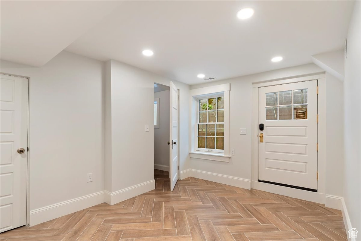 HAXTON PLACE - Residential