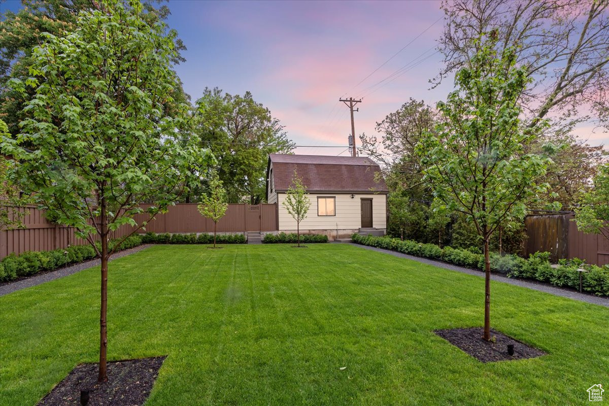 HAXTON PLACE - Residential