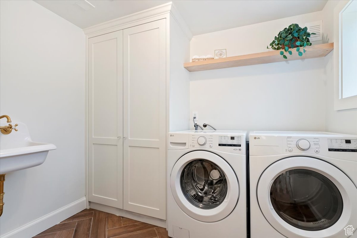 HAXTON PLACE - Residential