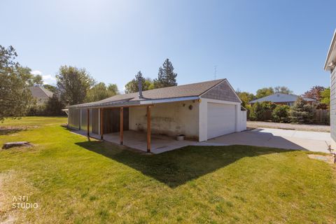 Tiny photo for 7387 S HALELANI DR. Dr E, Midvale, UT 84047 (MLS # 2154983)