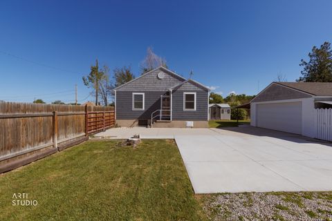 Tiny photo for 7387 S HALELANI DR. Dr E, Midvale, UT 84047 (MLS # 2154983)