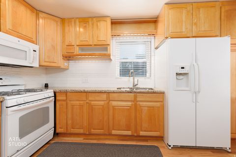 Tiny photo for 7387 S HALELANI DR. Dr E, Midvale, UT 84047 (MLS # 2154983)
