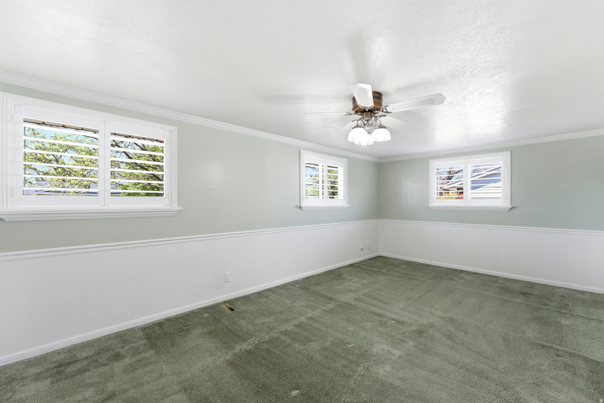 WESTERN MANOR - Residential