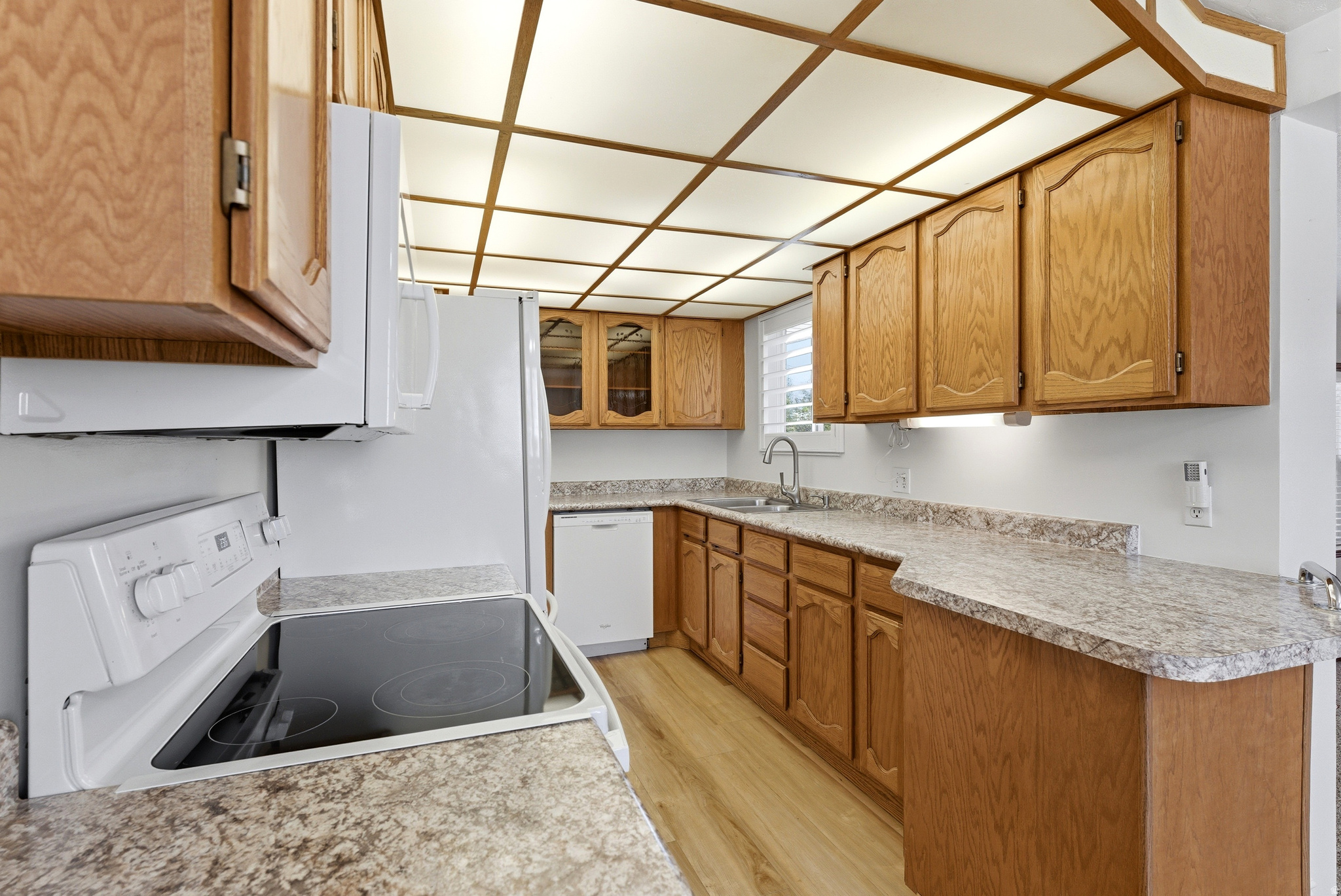 WESTERN MANOR - Residential