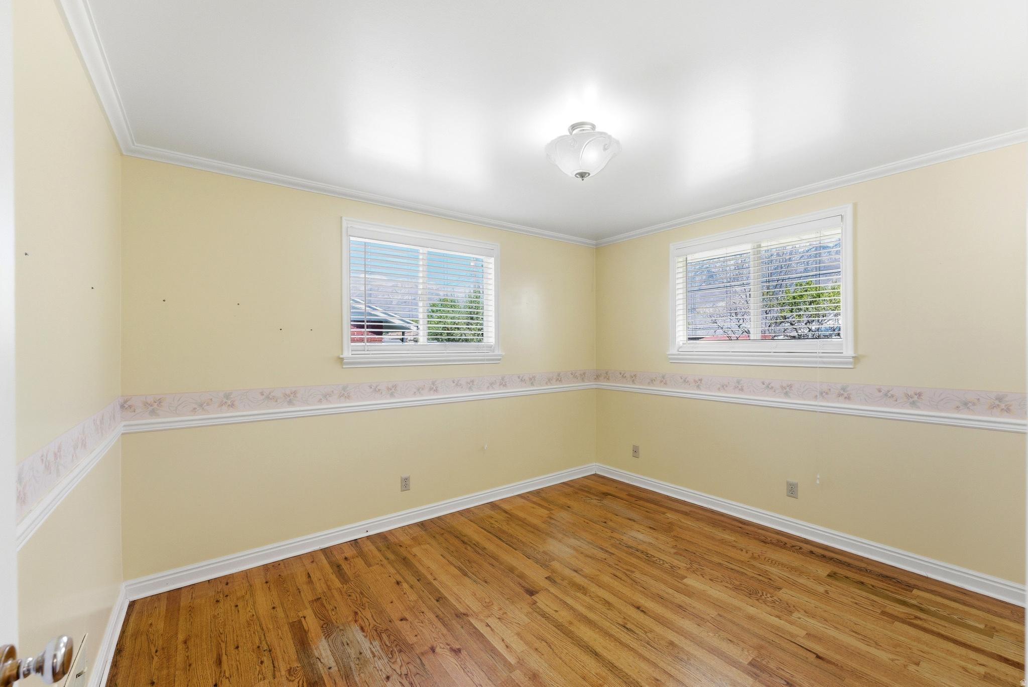 WESTERN MANOR - Residential