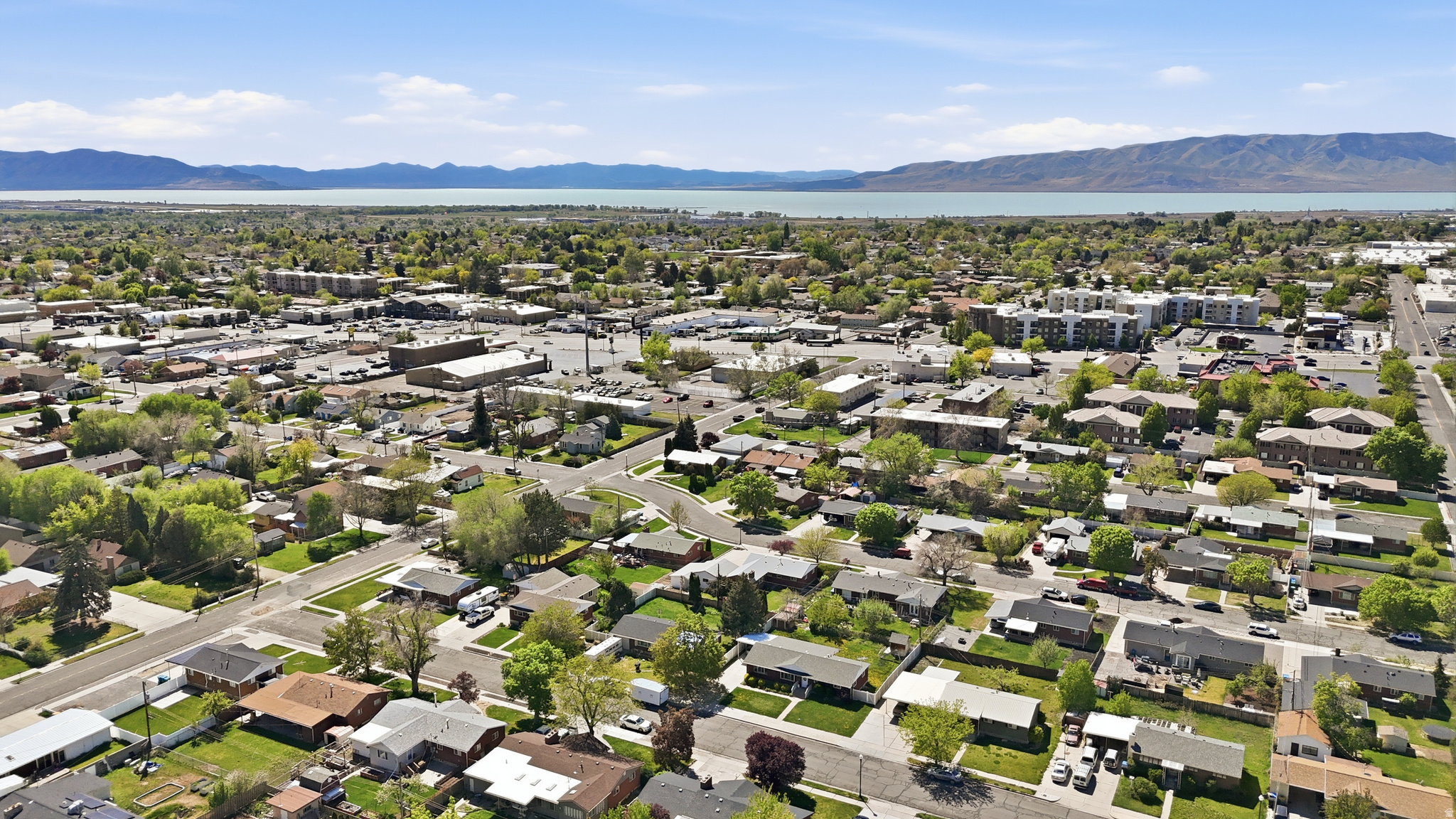 WESTERN MANOR - Residential