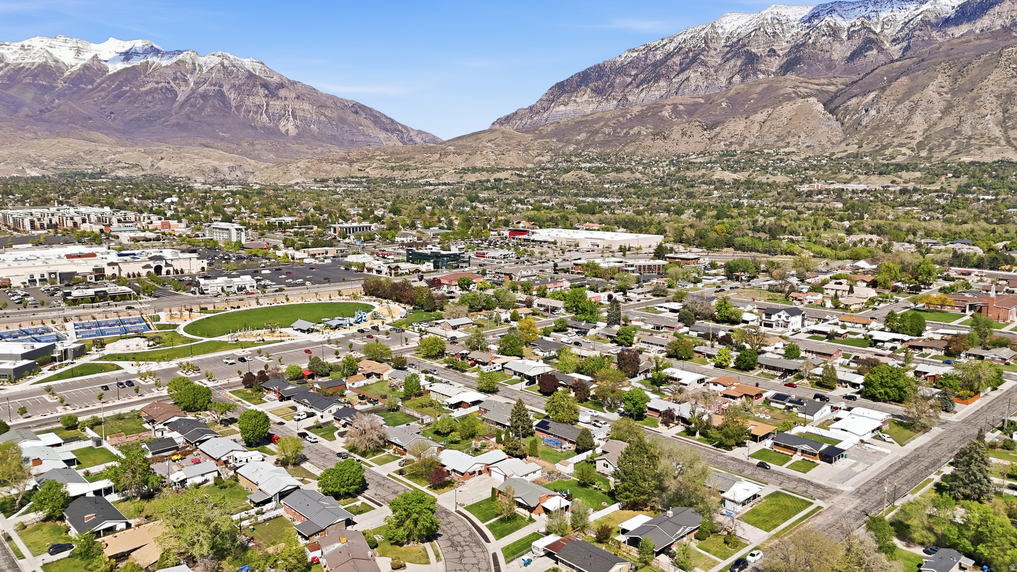 WESTERN MANOR - Residential