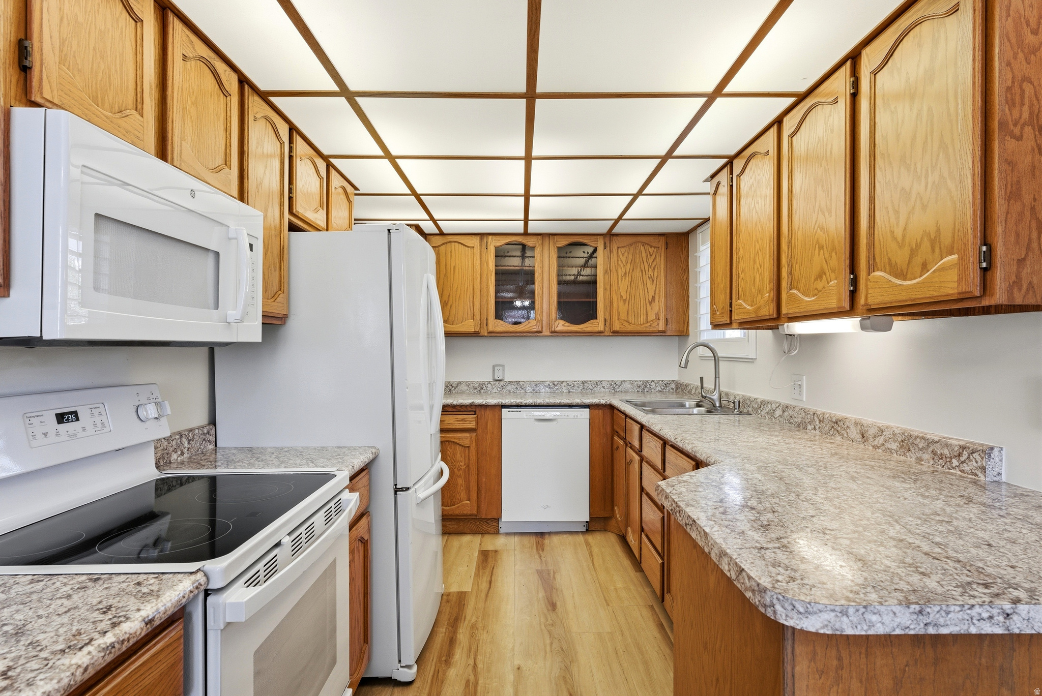 WESTERN MANOR - Residential