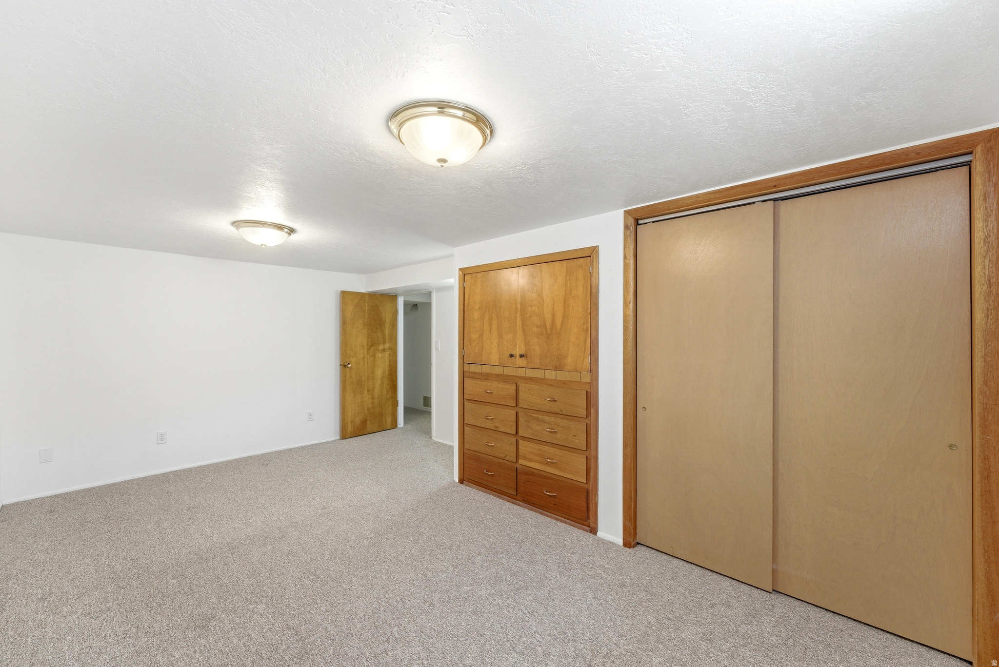 WESTERN MANOR - Residential