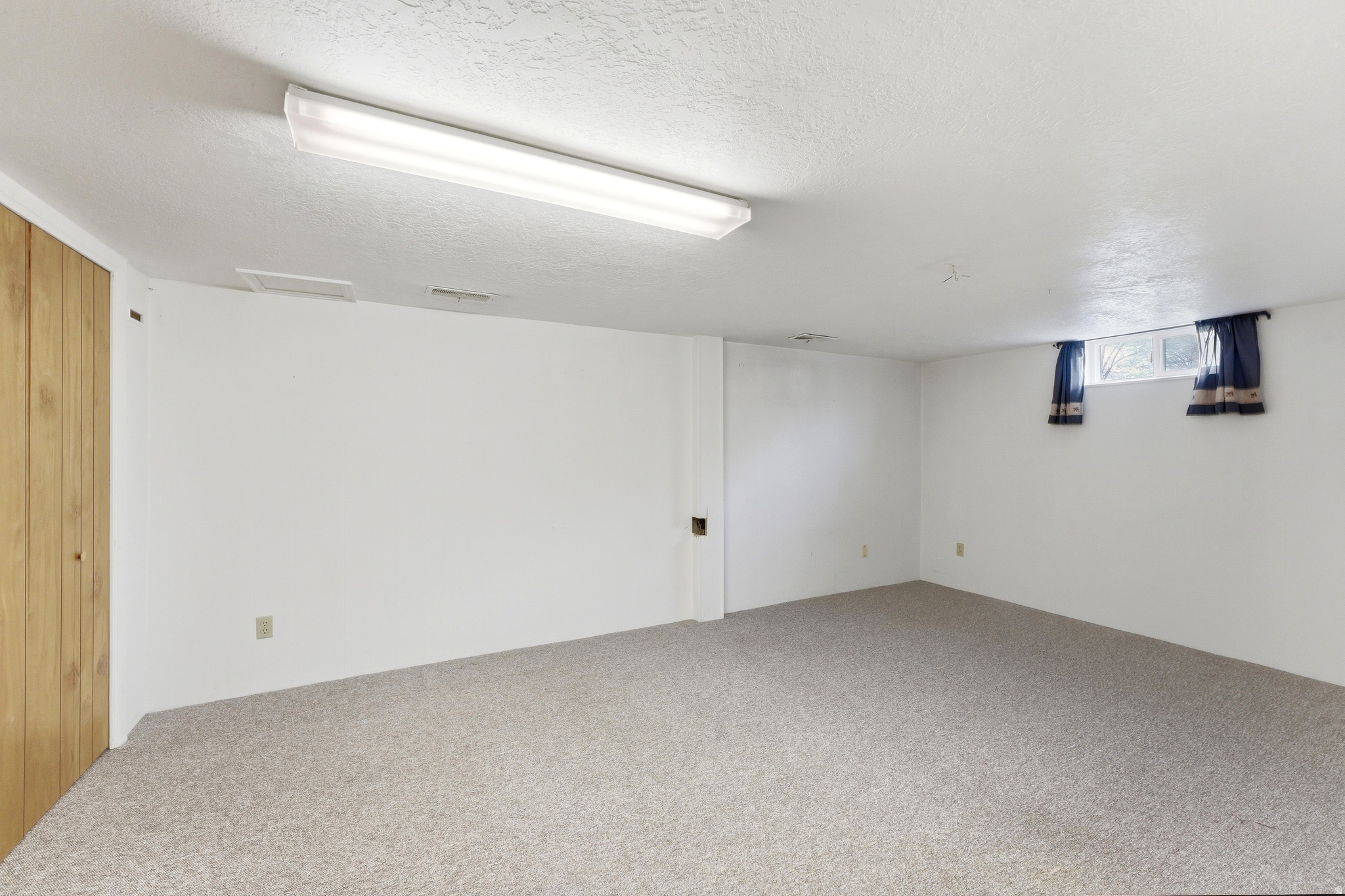 WESTERN MANOR - Residential