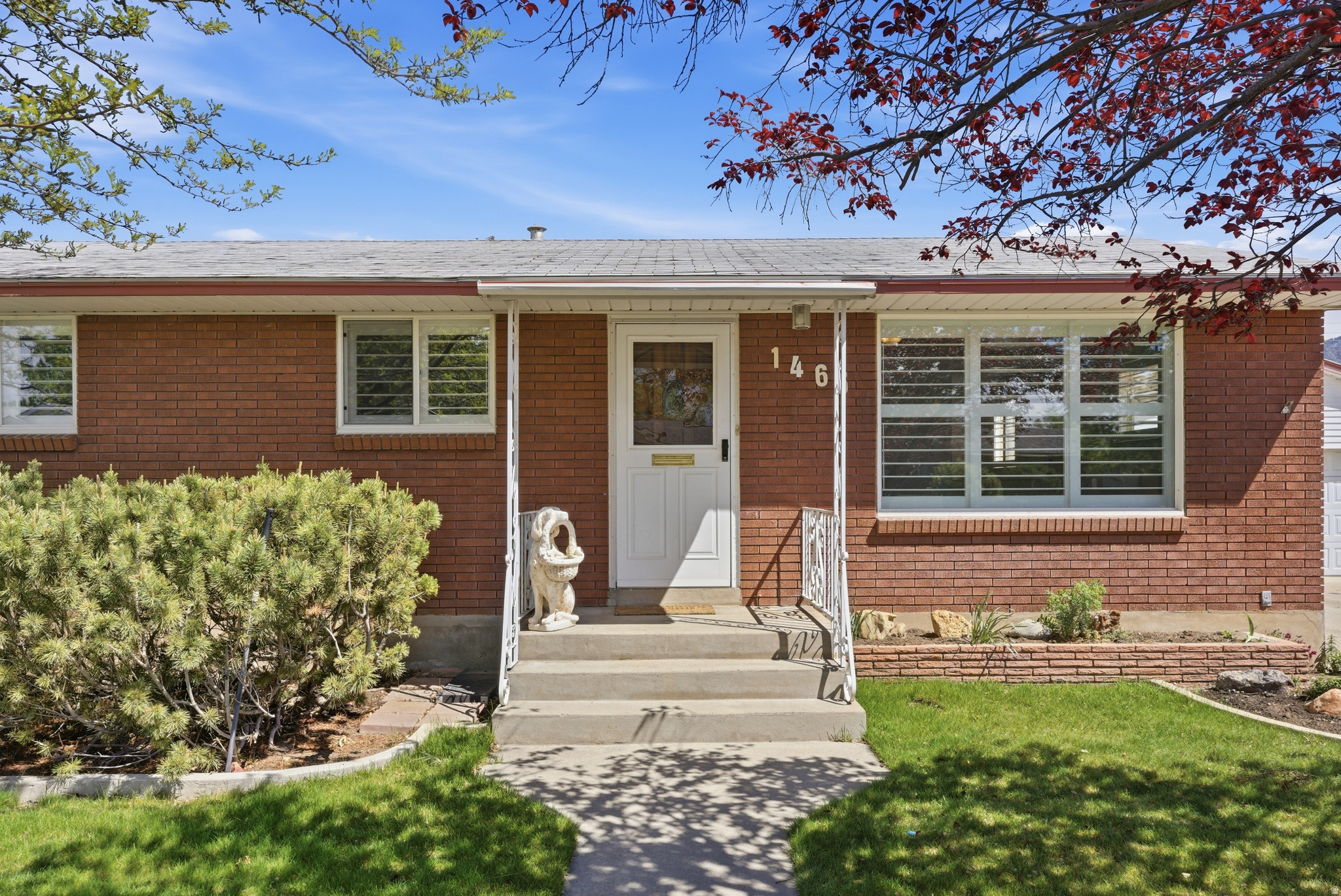 WESTERN MANOR - Residential