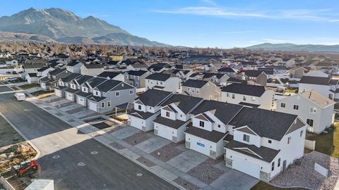 Tiny photo for 943 N 215 W, Santaquin, UT 84655 (MLS # 2134280)