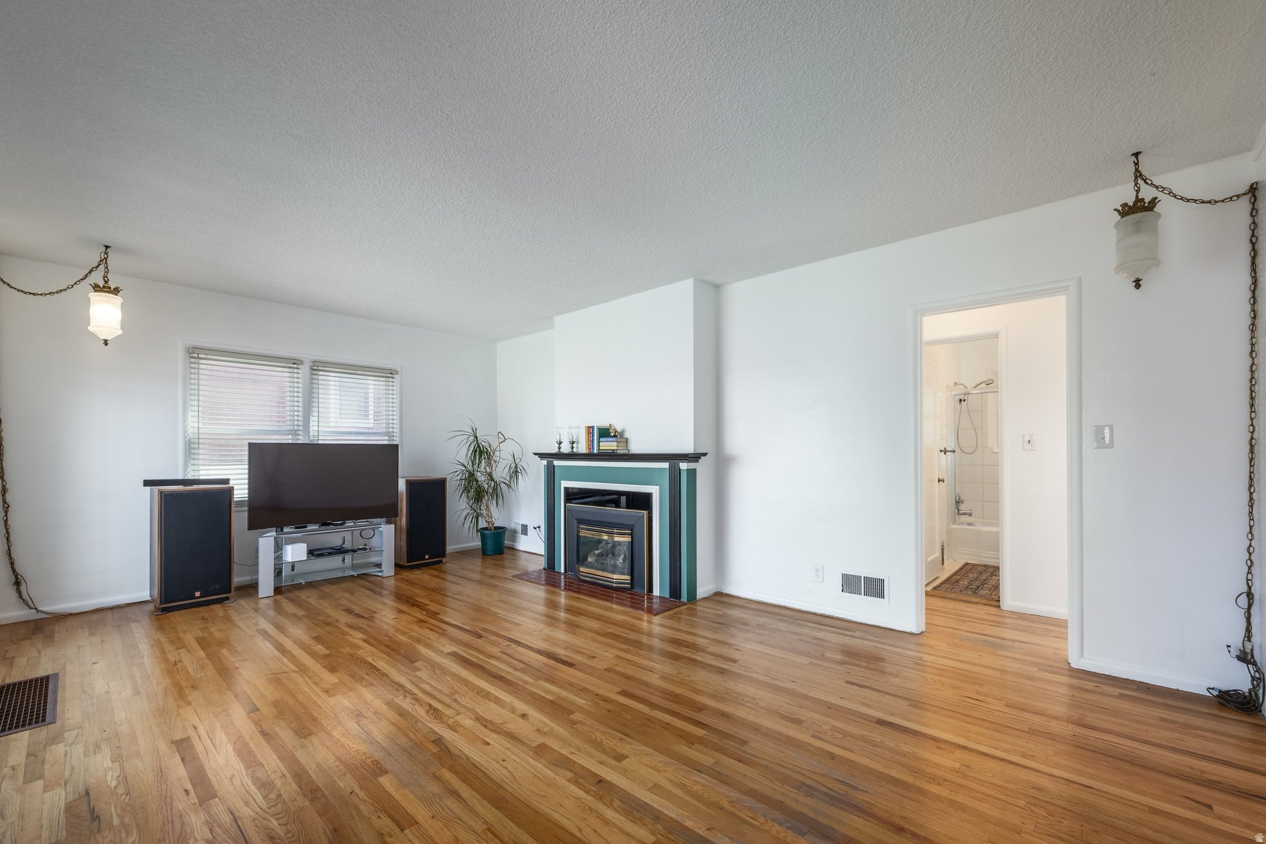 DENVER PLACE ADDITION - Residential