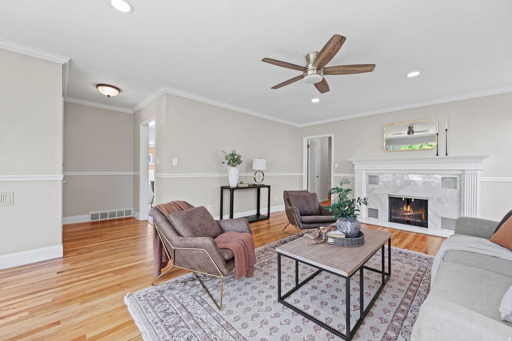 Photo of 38 S 600 E, Provo, UT 84606 (MLS # 2156618)