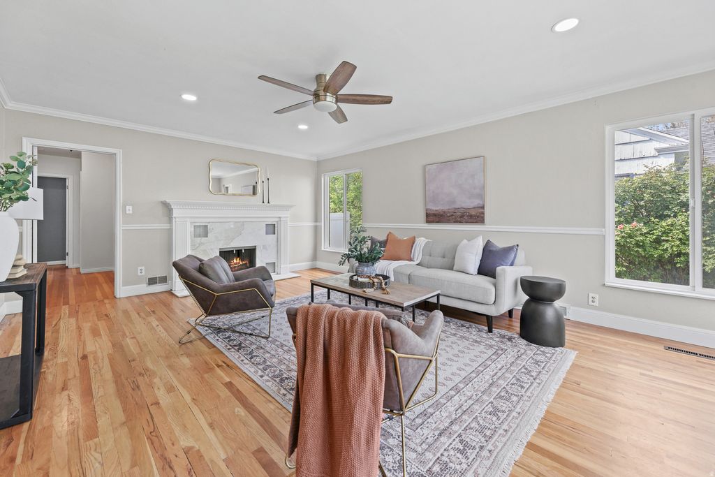 Photo of 38 S 600 E, Provo, UT 84606 (MLS # 2156618)