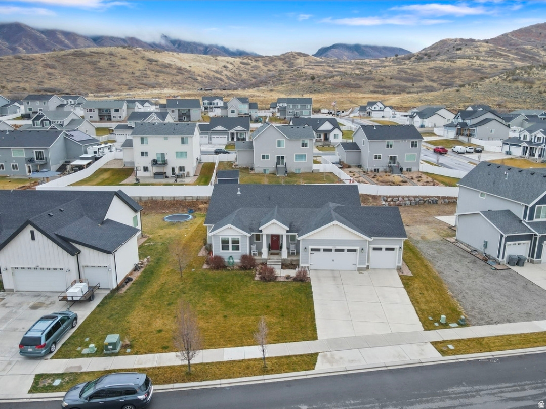 FOOTHILL VILLAGE - Residential