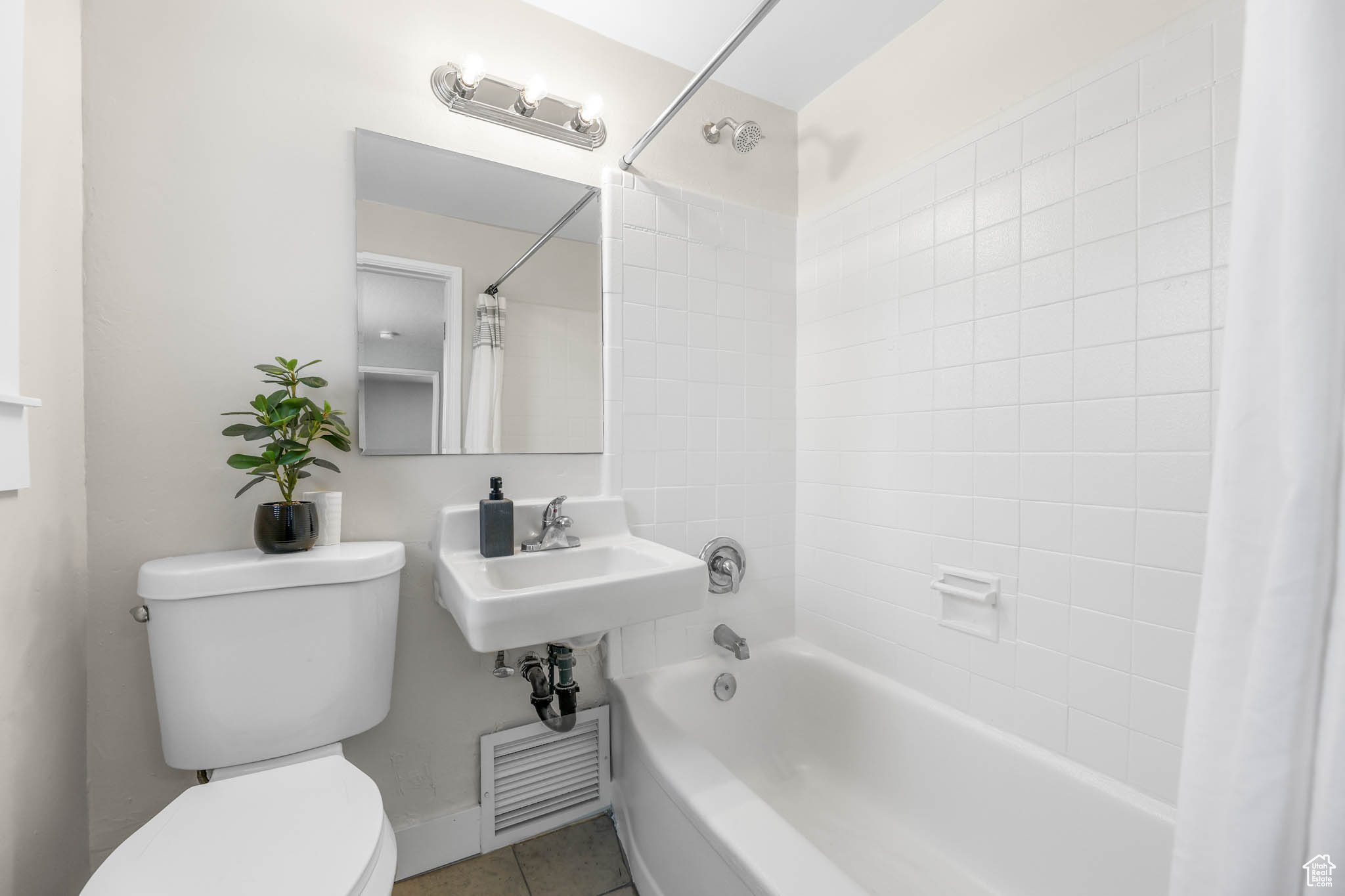 PARK - Residential Income