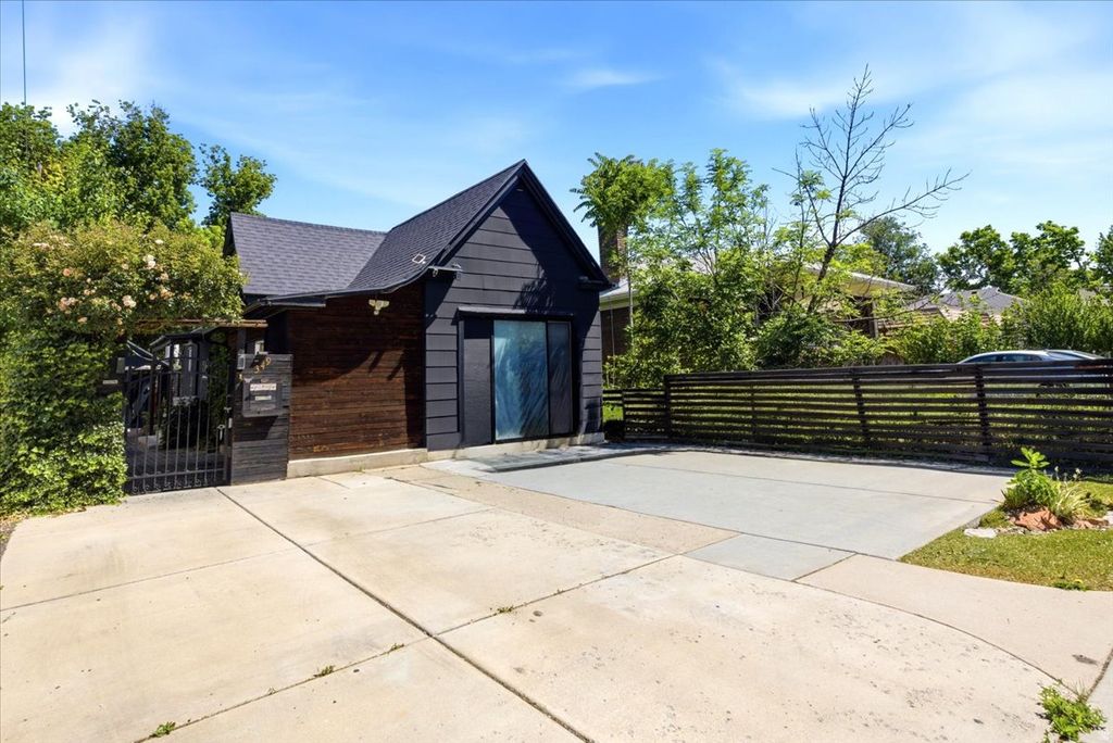 Photo of 349 E HAMPTON AVE S, Salt Lake City, UT 84111 (MLS # 2165282)