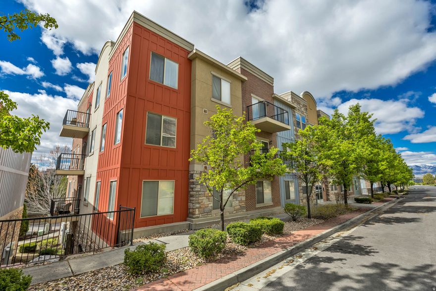 Location, location, location! Beautiful move-in ready condo featuring a bright and open concept layout filled with natural light. This home offers comfortable living with a spacious feel, perfect for both relaxing and entertaining. Enjoy incredible HOA amenities including a clubhouse with a game room and a fully equipped gym. Ideally situated within walking distance to Real Salt Lake Stadium and the Hale Centre Theatre, with easy access to South Towne Mall, and the freeway for a convenient commute.