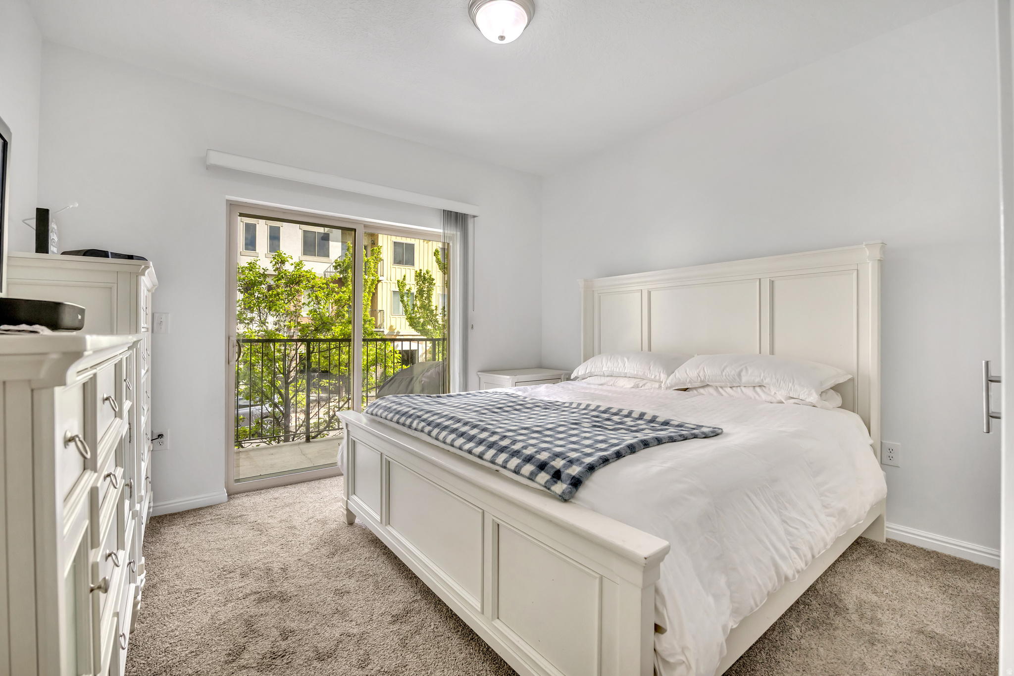 ALBION VILLAGE - Residential