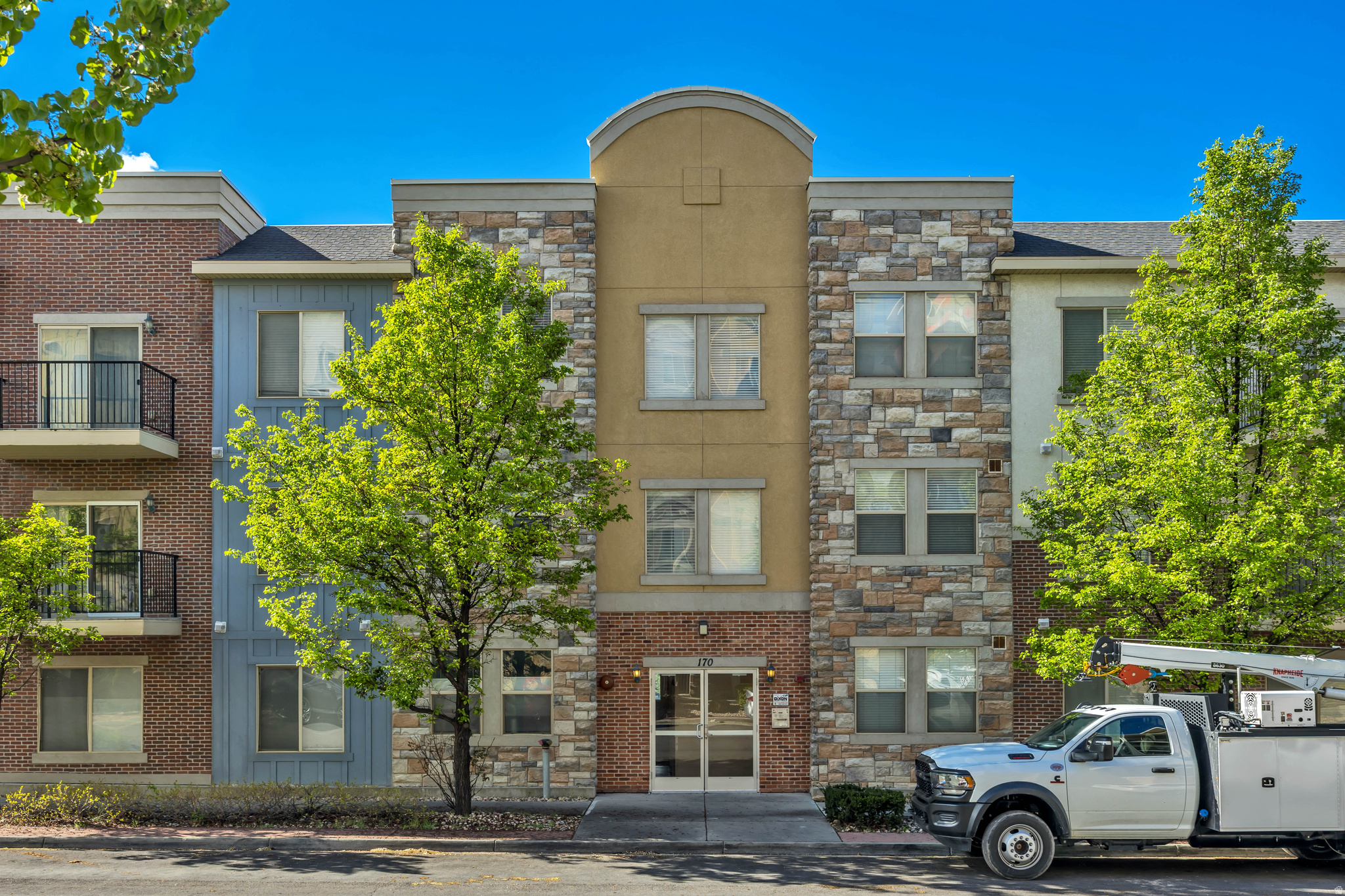 ALBION VILLAGE - Residential