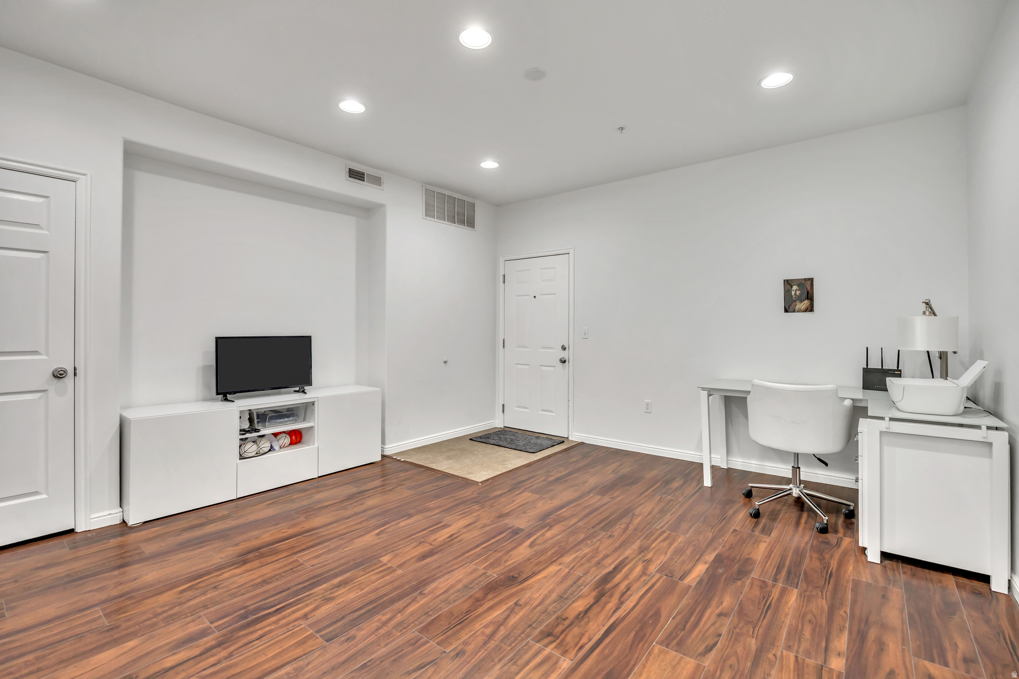 ALBION VILLAGE - Residential