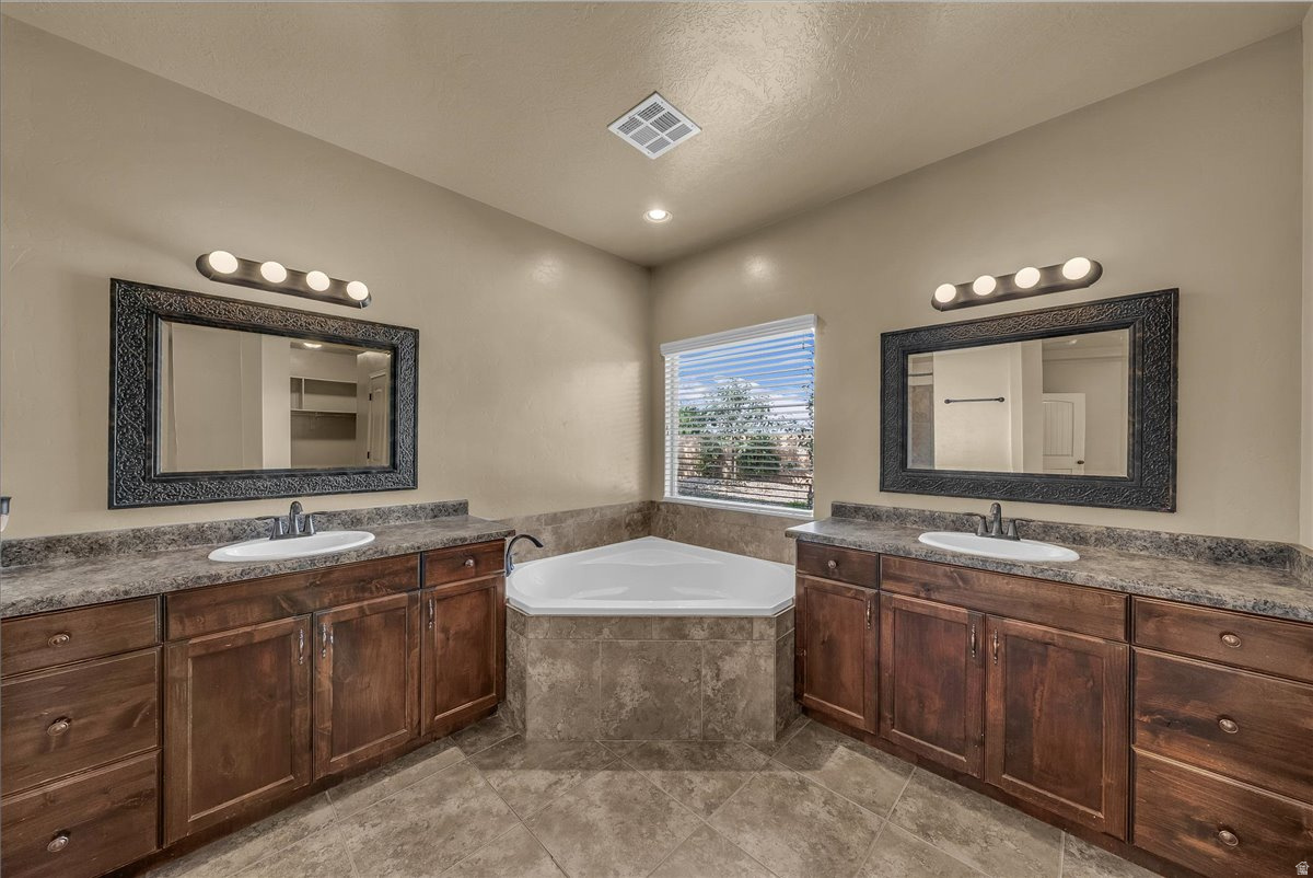 STONEHEDGE SUB PH 1 AT THE WASHINGTON - Residential