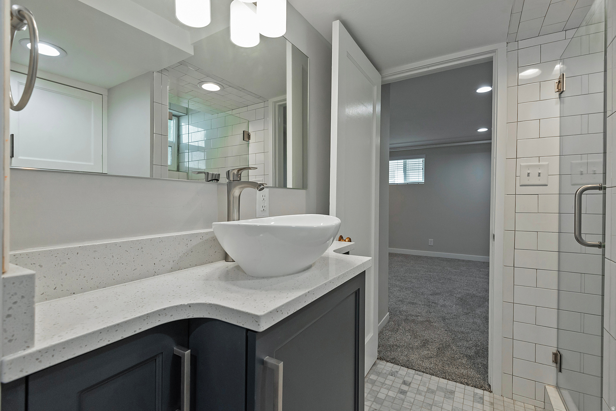 KRISTA BEAR LANE - Land