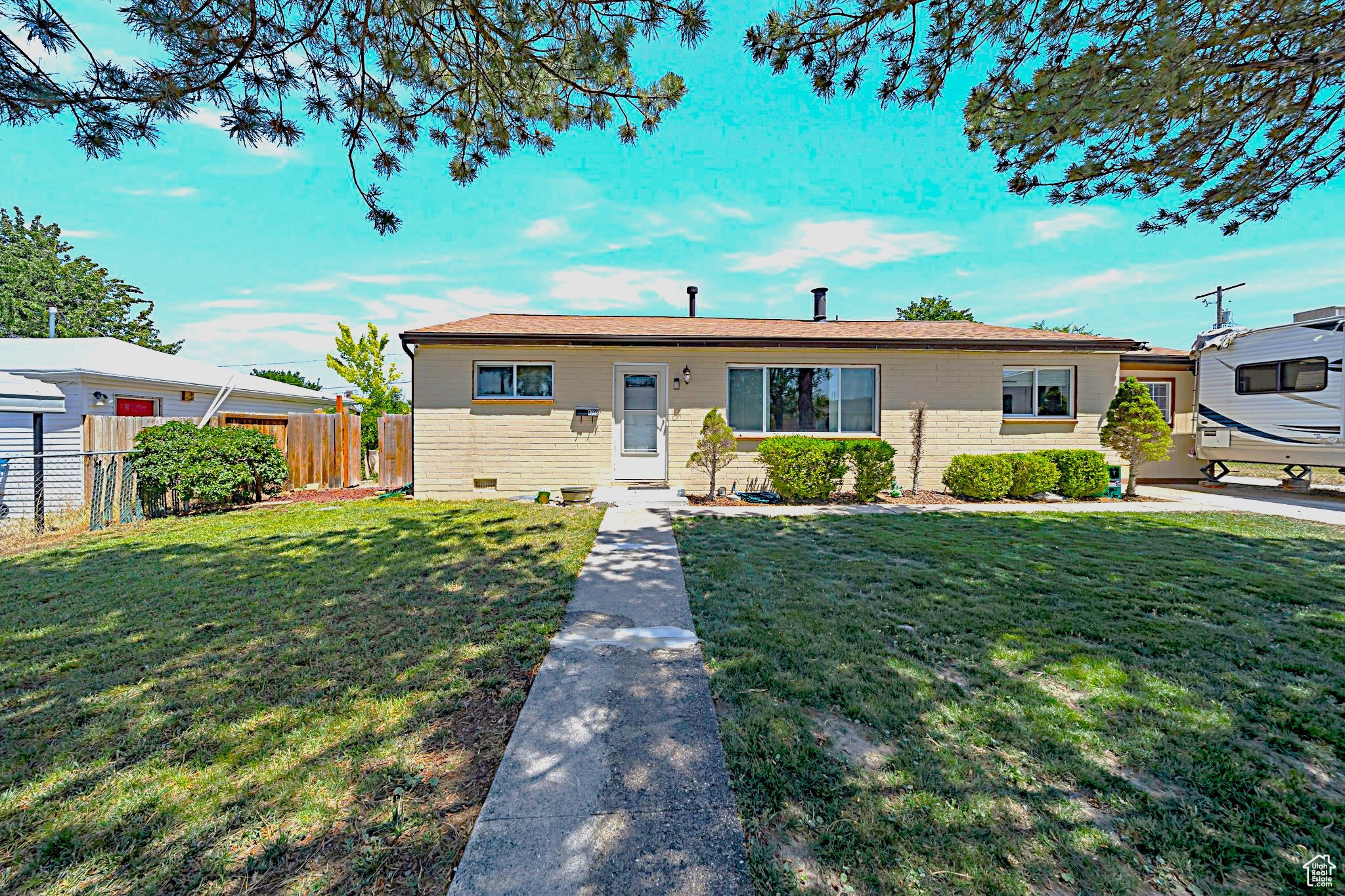 HOFFMAN HEIGHTS #17 - Residential