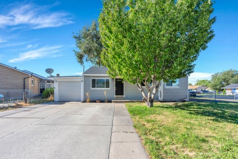 Photo of 130 E 750 N, Orem, UT 84057 (MLS # 2180290)