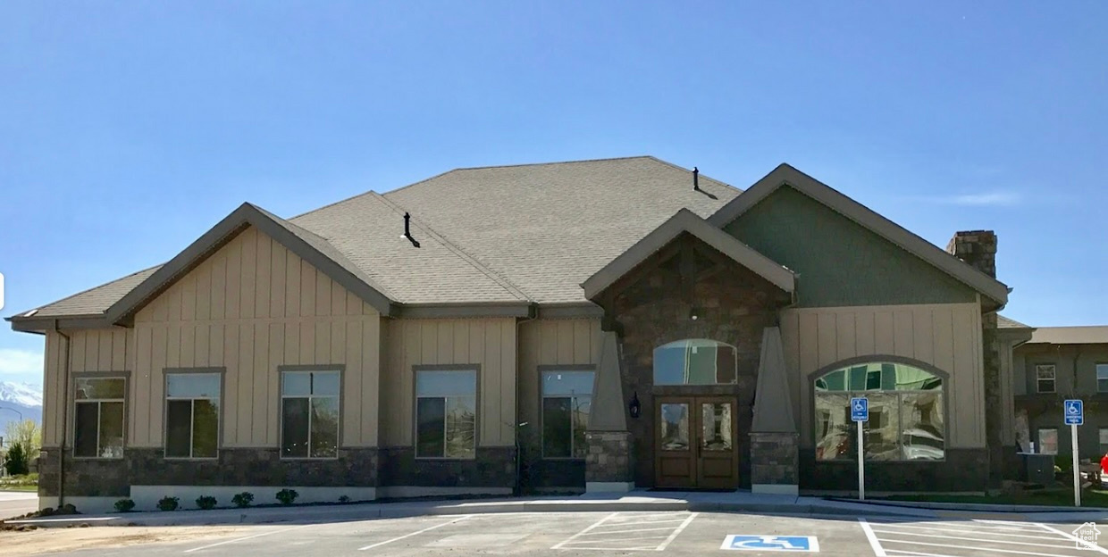 PARK - Commercial Lease